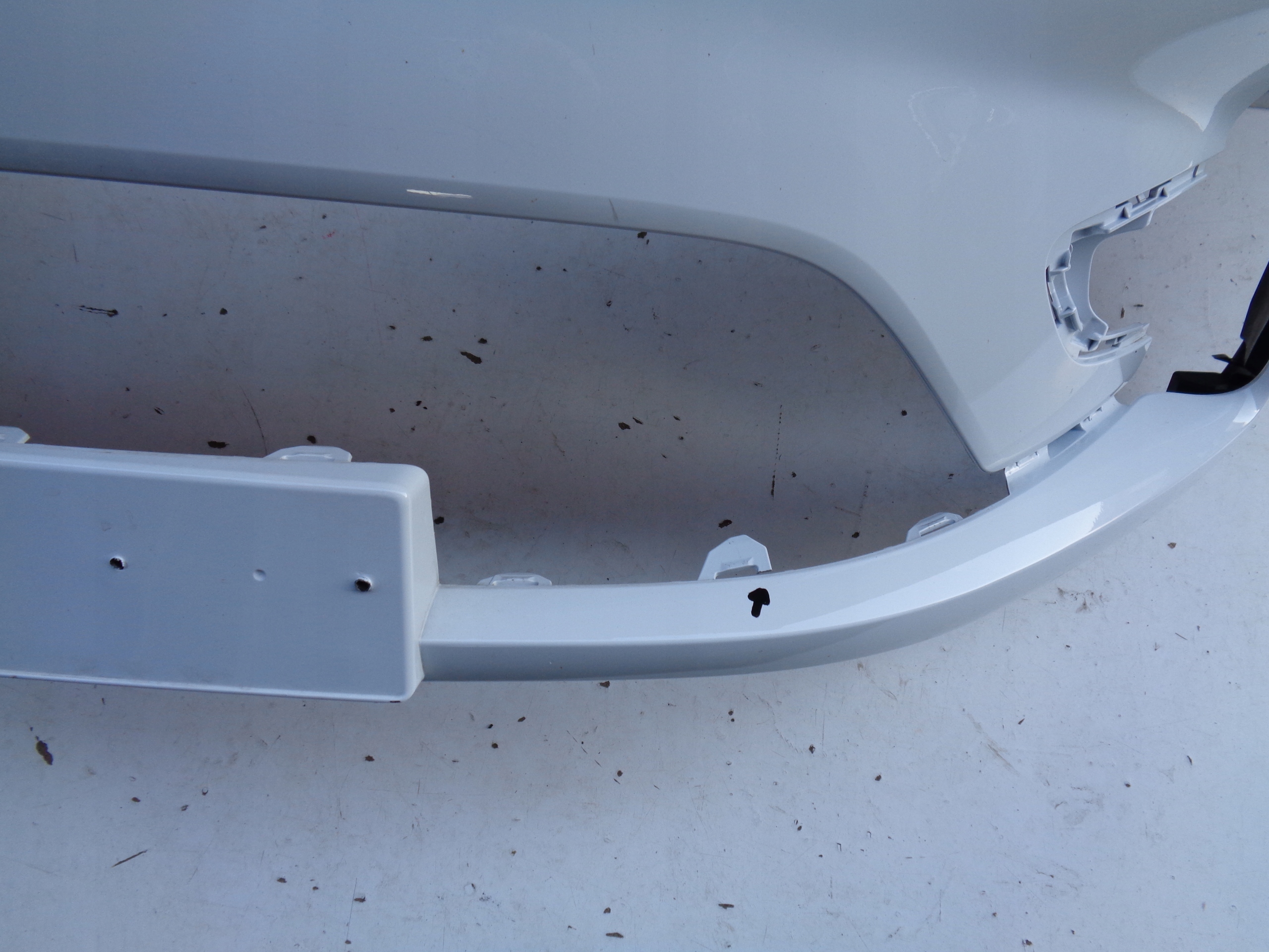 PREDNÝ NÁRAZNÍK RENAULT ZOE II 19- LIFT NR 39735