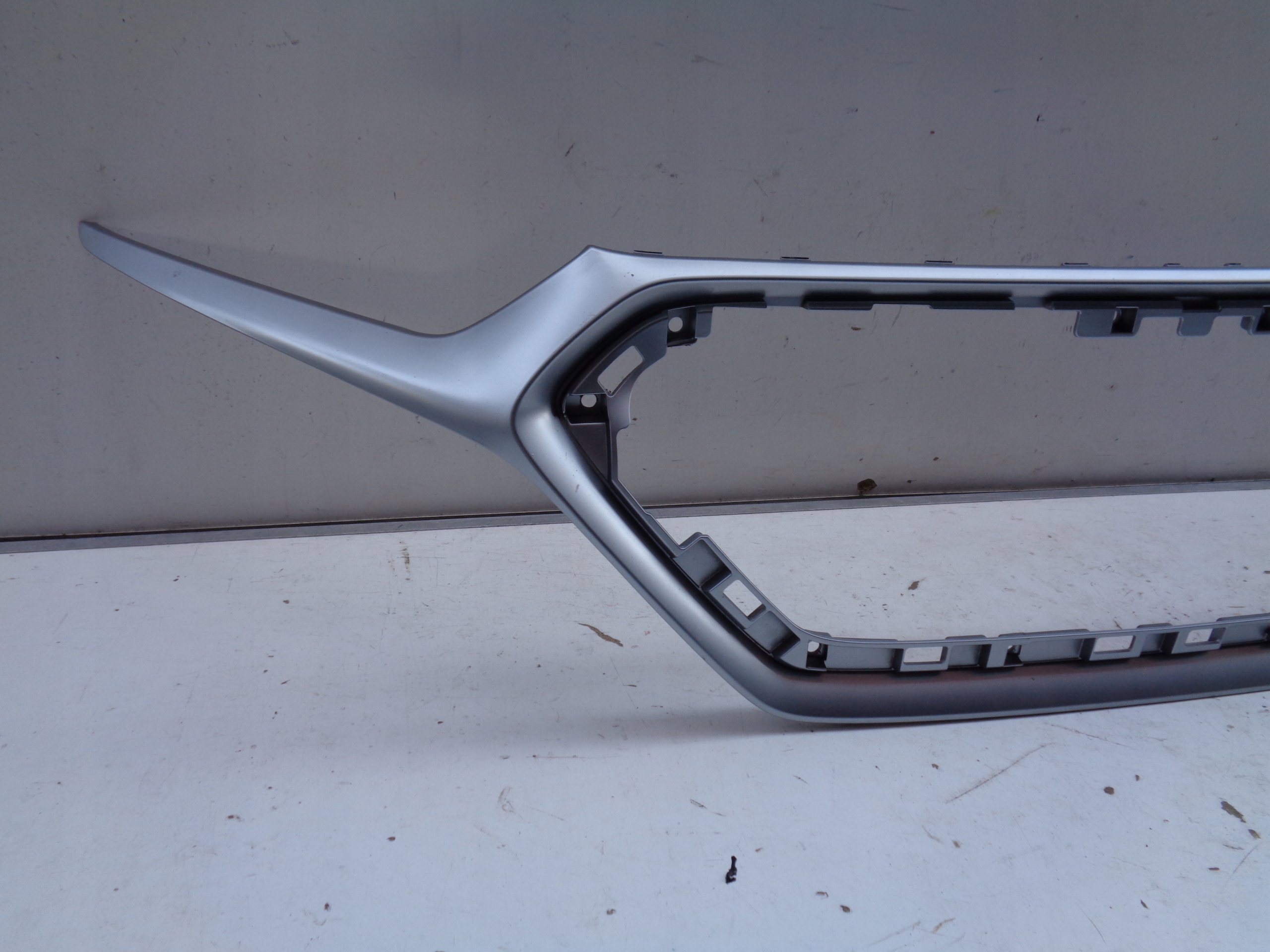 MRIEZKA LISTA HYUNDAI IONIQ LIFT