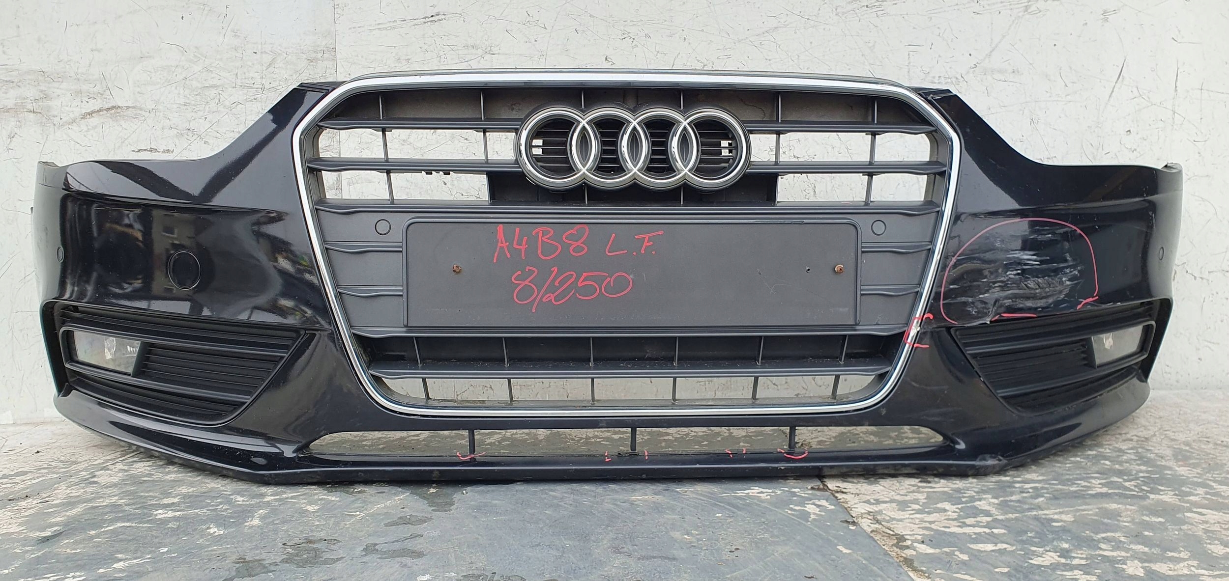 AUDI A4 B8 8K LIFT PDC PREDNÝ NÁRAZNÍK