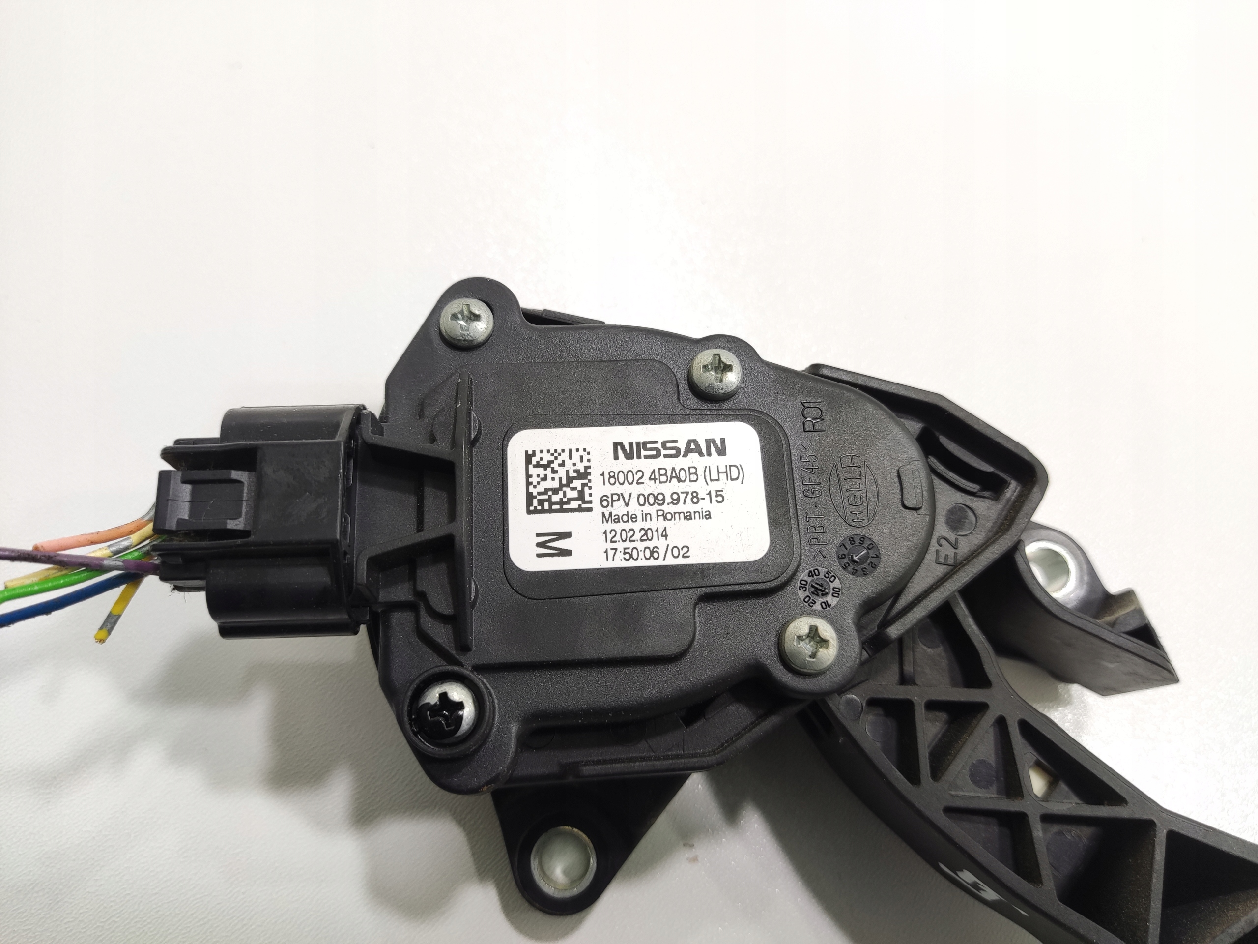 PLYNOVY PEDAL NISSAN QASHQAI II J11 2014-2016 18002-4BA0B