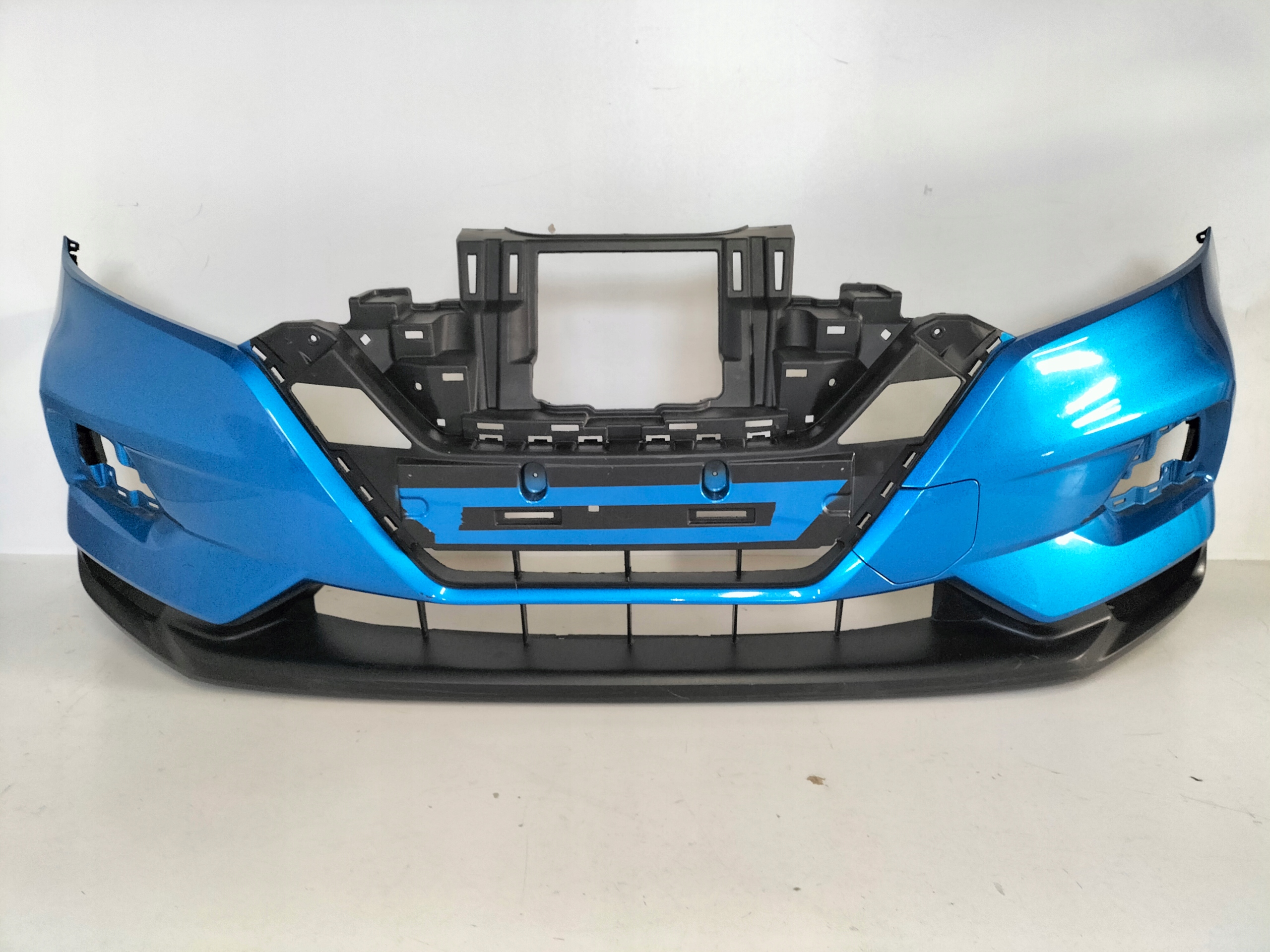 PREDNÝ NÁRAZNÍK NISSAN QASHQAI II LIFT 17-