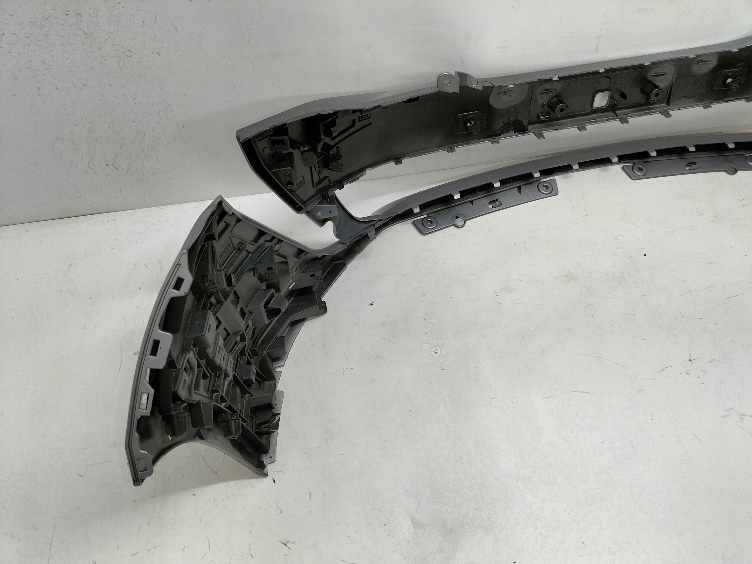 PREDNÝ NÁRAZNÍK PEUGEOT 508 II 18-