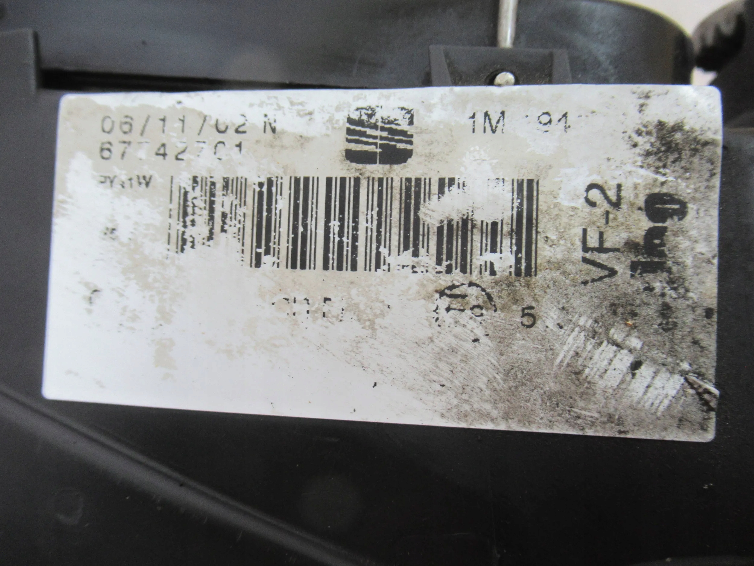 PRAVE PREDNE SVETLO SEAT LEON I