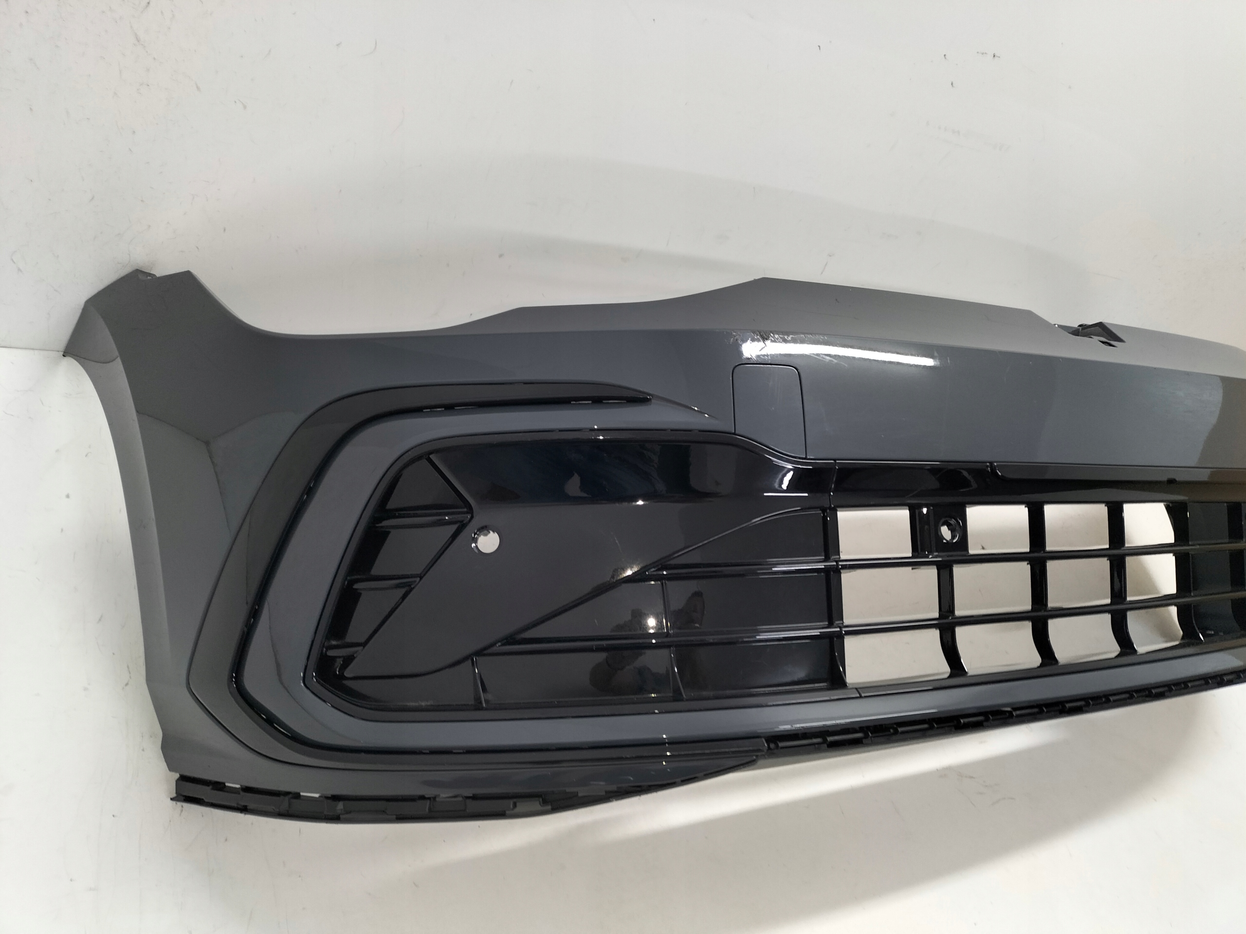 PREDNÝ NÁRAZNÍK VW GOLF 8 VIII 20-24 R-LINE