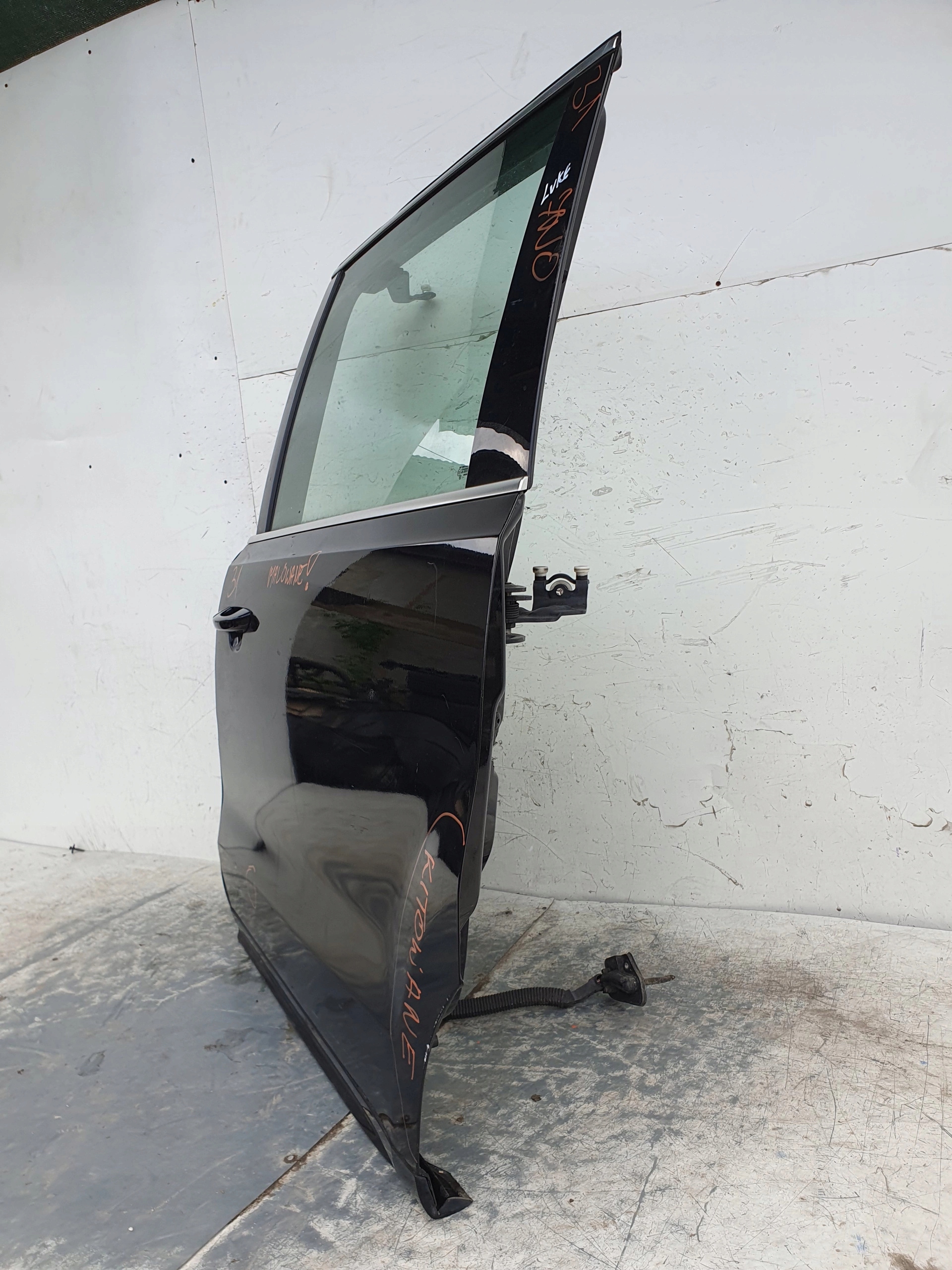 VW SHARAN 7N ALHAMBRA 010- LAVE ZADNE DVERE POSUVNE