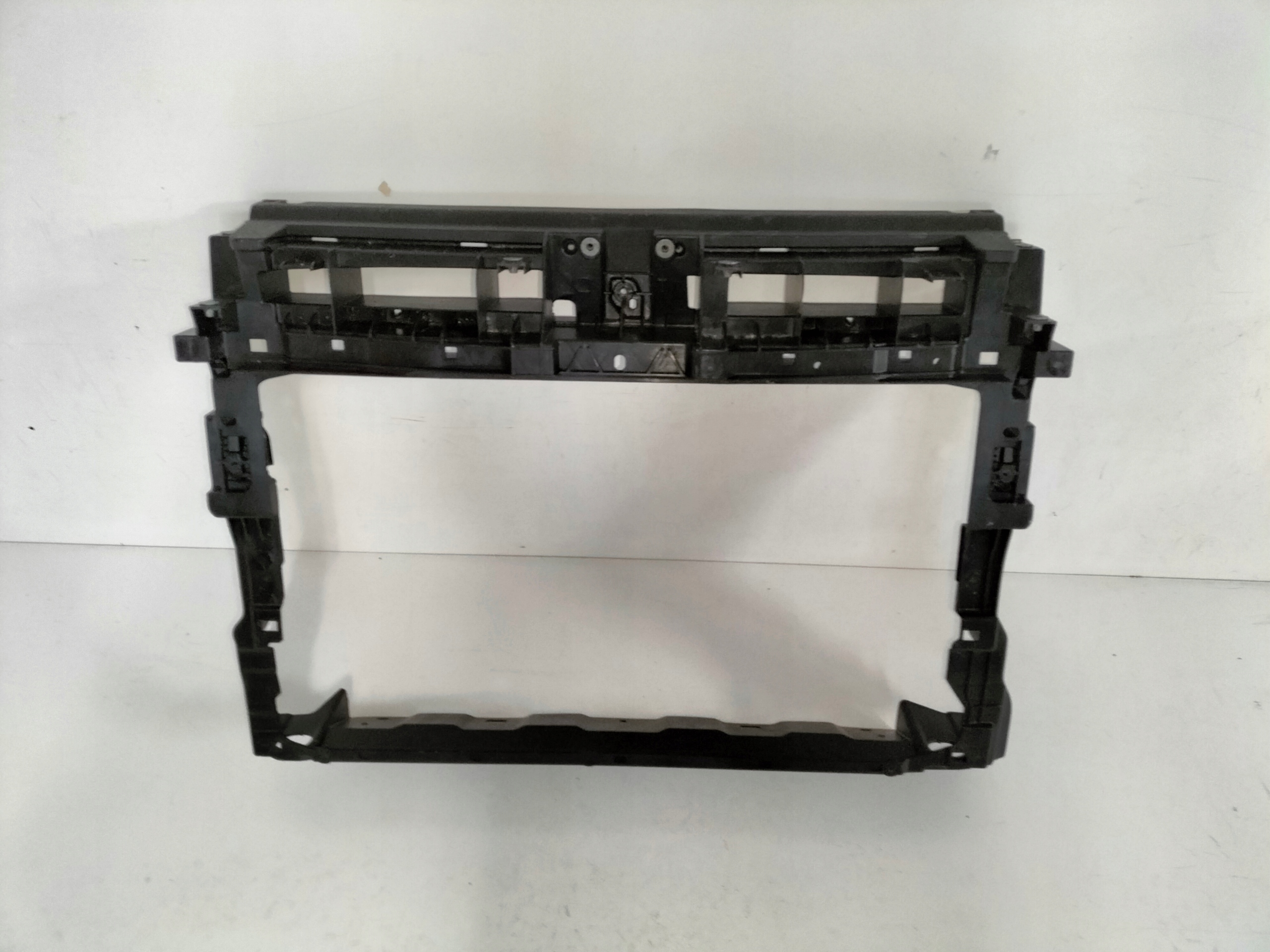 PREDNÉ ČELO SEAT TARRACO 18-