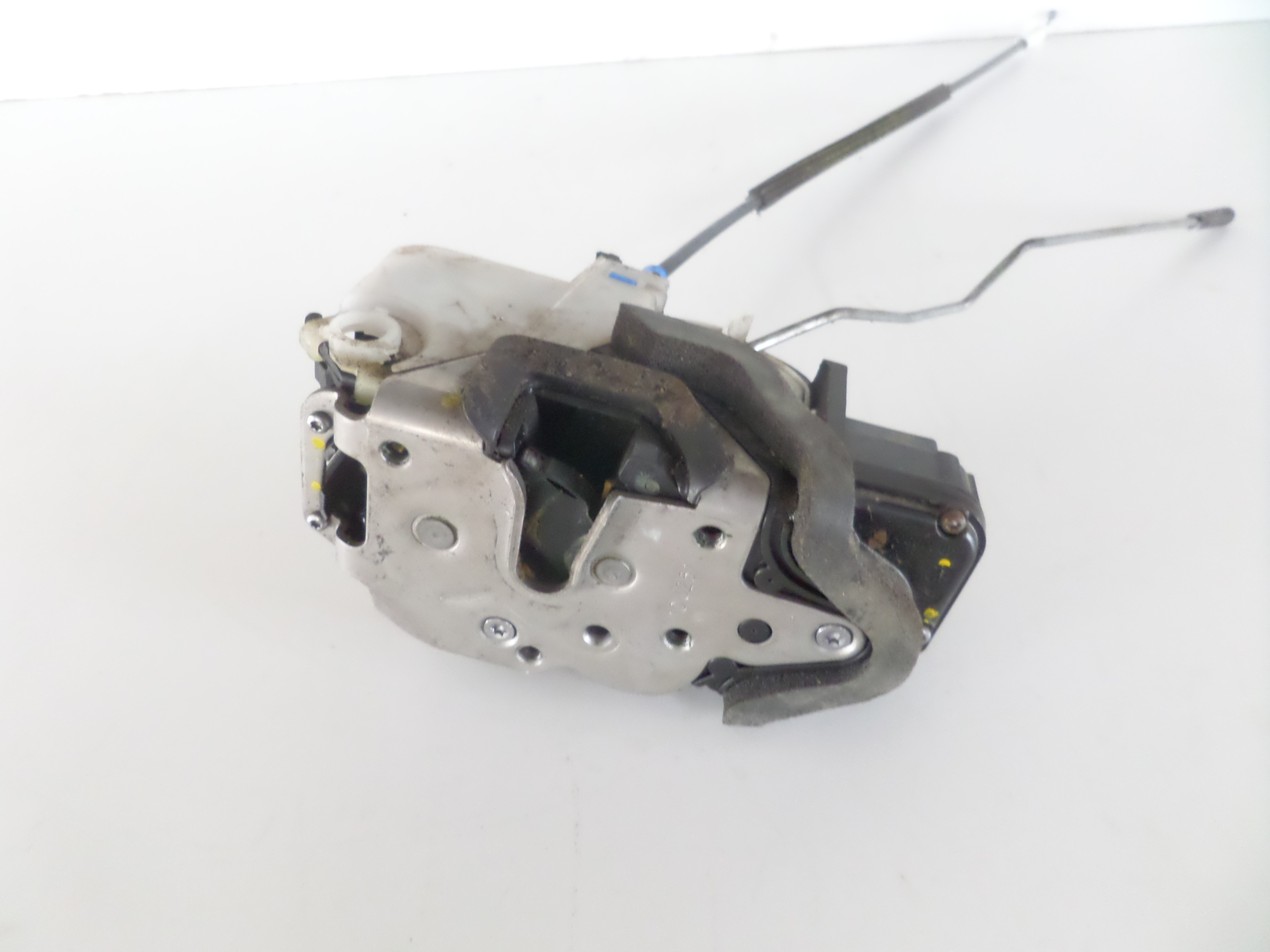 ZAMOK PRAVYCH PREDNYCH DVERI OPEL ASTRA IV J 09-