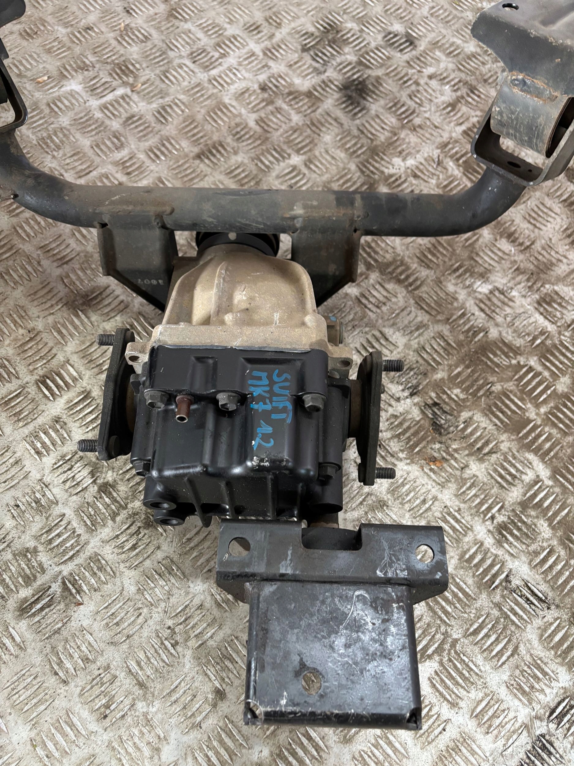 ZADNÝ DIFERENCIAL SUZUKI SWIFT 1.2 MK7 10-