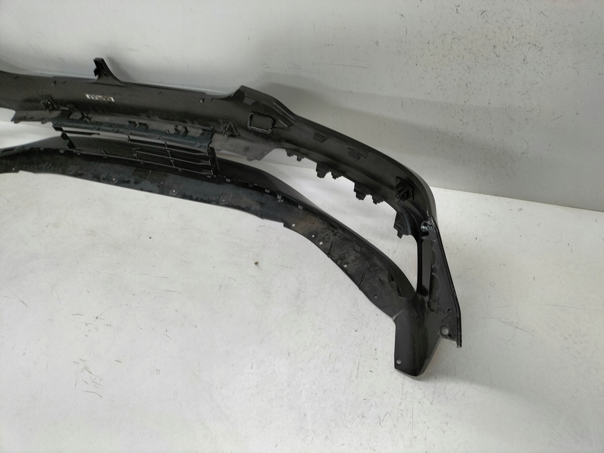 PREDNÝ NÁRAZNÍK BMW 5 G30 G31 17-20