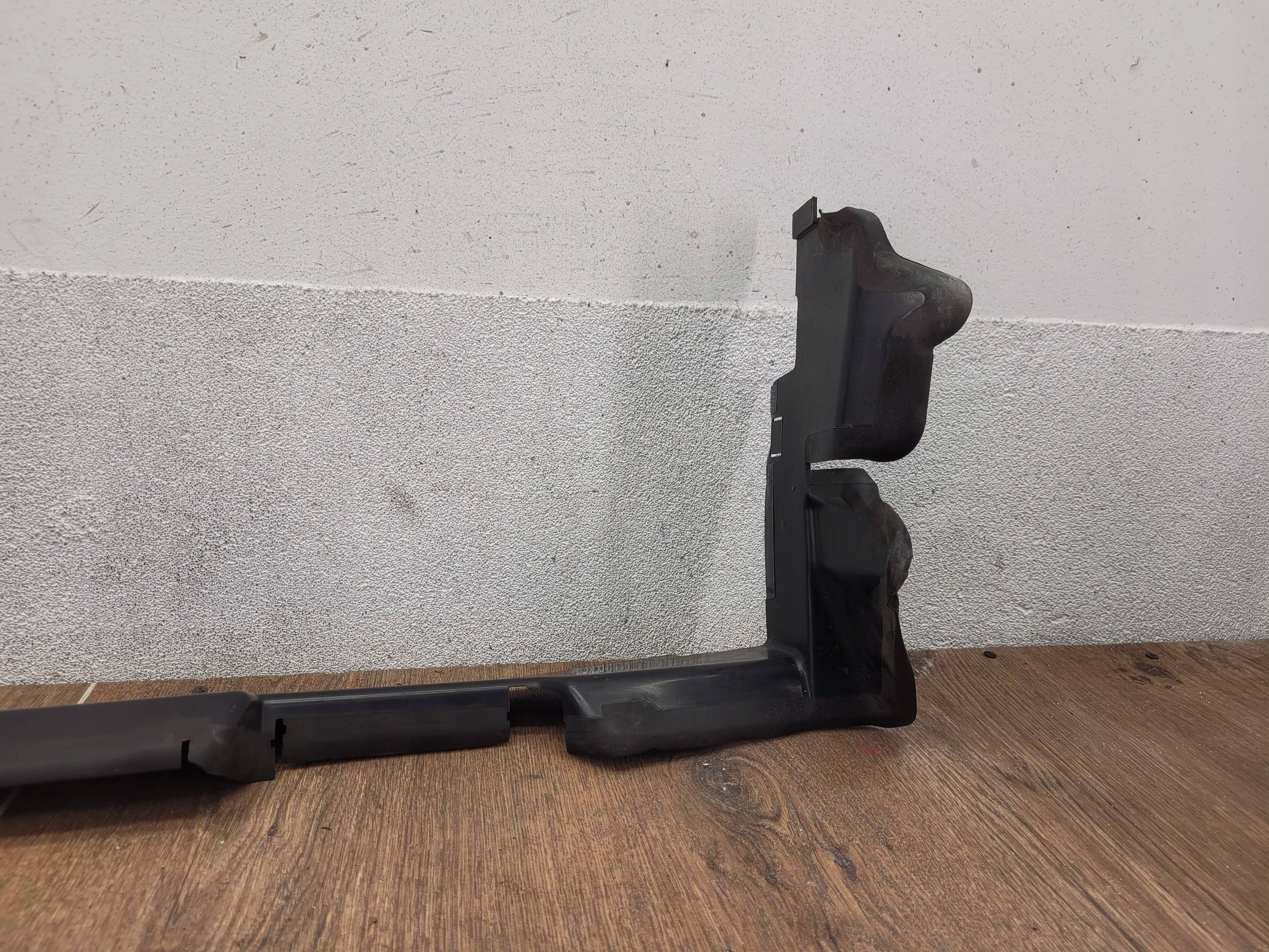Land Rover Range Rover Evoque L538 GJ32-8327-A NASAVANIE VZDUCHU