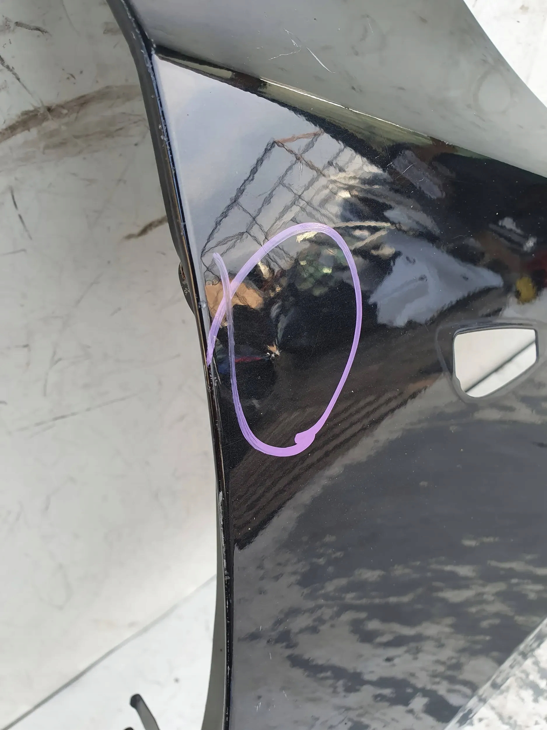 KIA Ceed III 3 PRAVY PREDNY BLATNIK