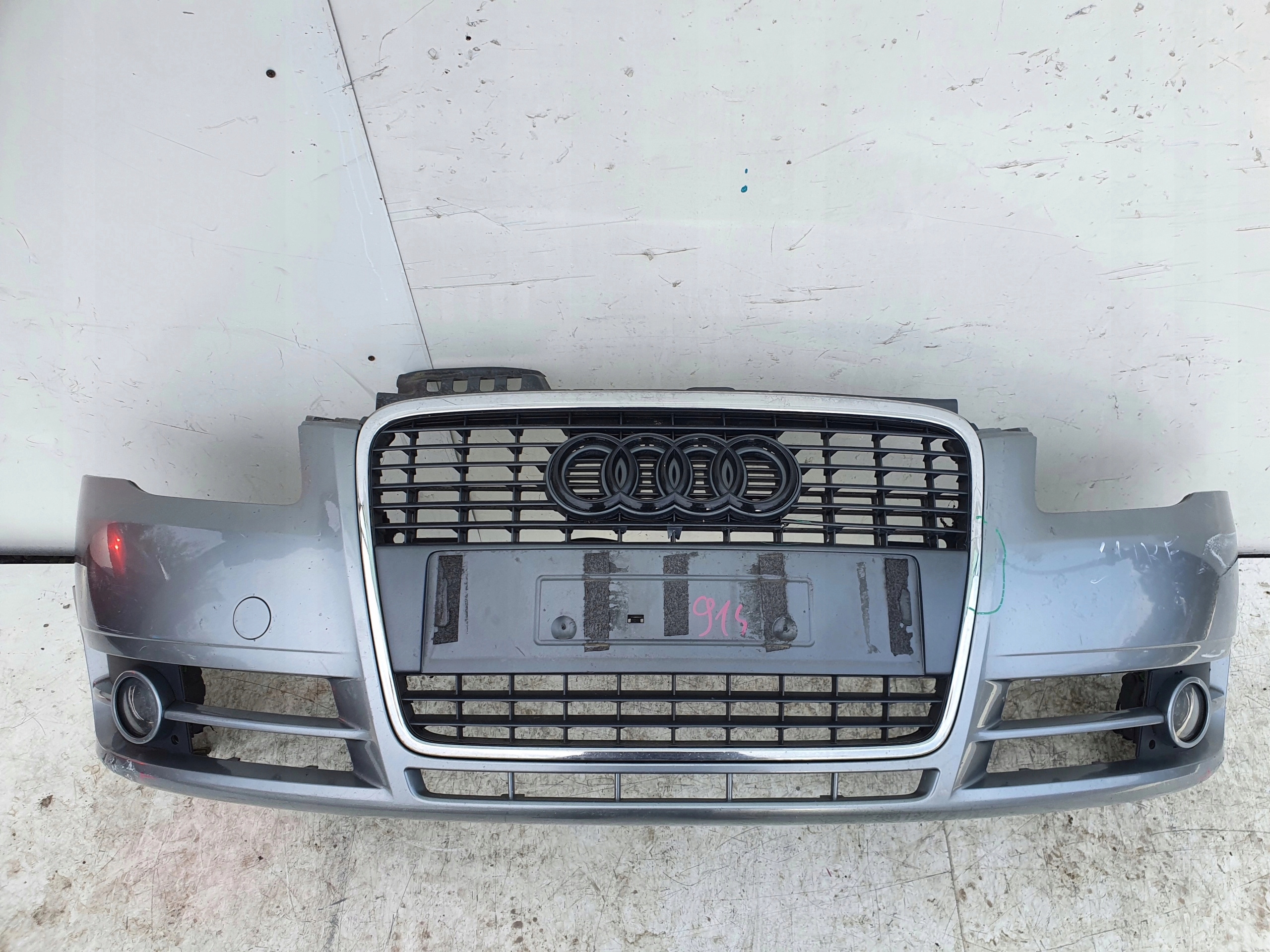 AUDI A4 B7 PREDNÝ NÁRAZNÍK