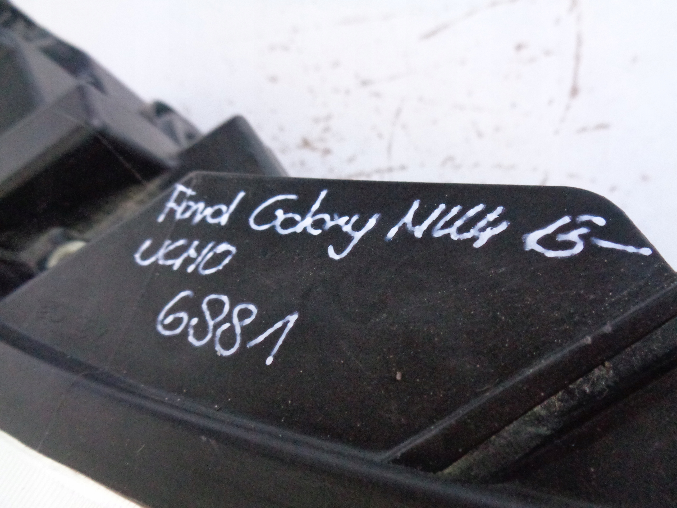 LAVE PREDNE SVETLO FORD S-MAX MK2 14- GALAXY MK4 15-