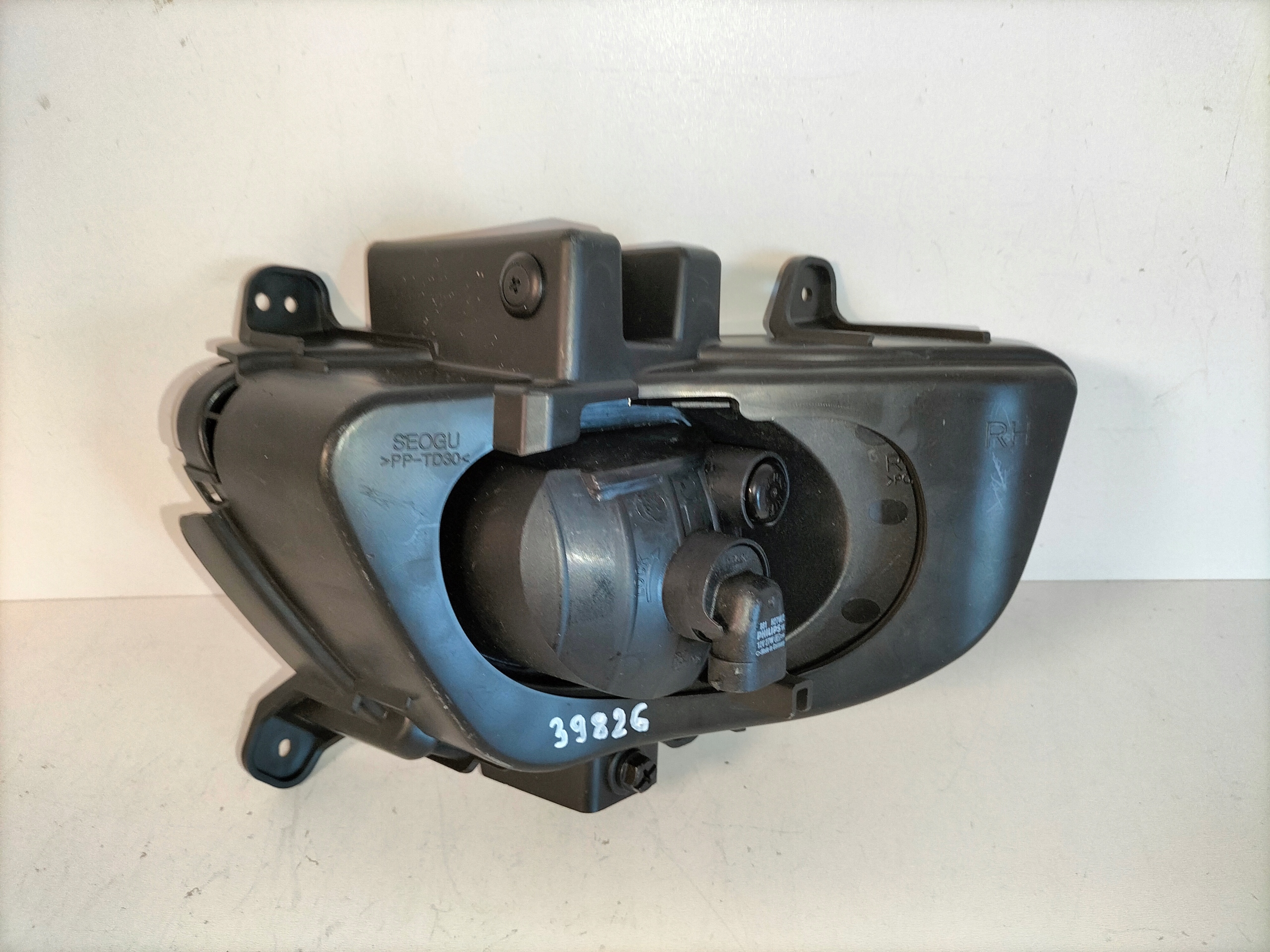 PRAVA HMLOVKA HYUNDAI I30 I 07-12