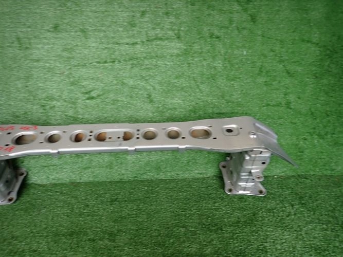 FORD FOCUS MK3 III LIFT 14- VYSTUHA PREDNEHO NARAZNIKA AM51