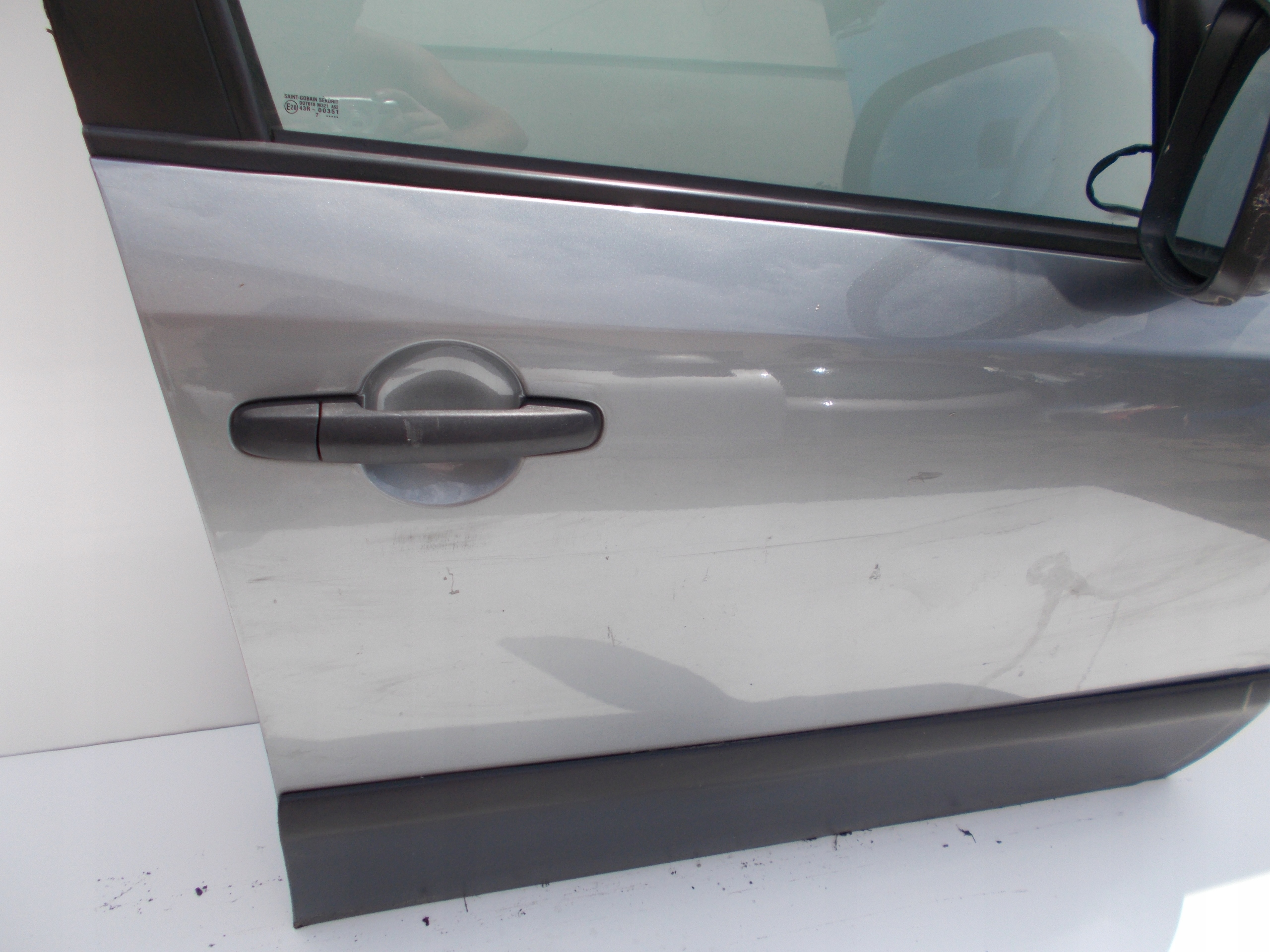 PRAVÉ PREDNÉ DVERE FIAT SEDICI