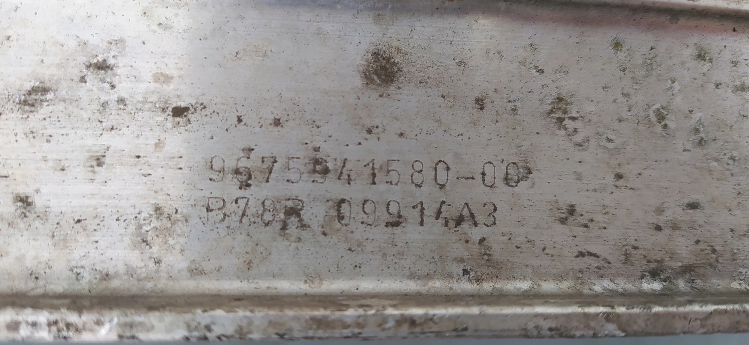 CITROEN C4 PICASSO II 2 VÝSTUHA PREDNÉHO NÁRAZNÍKA 9675941580