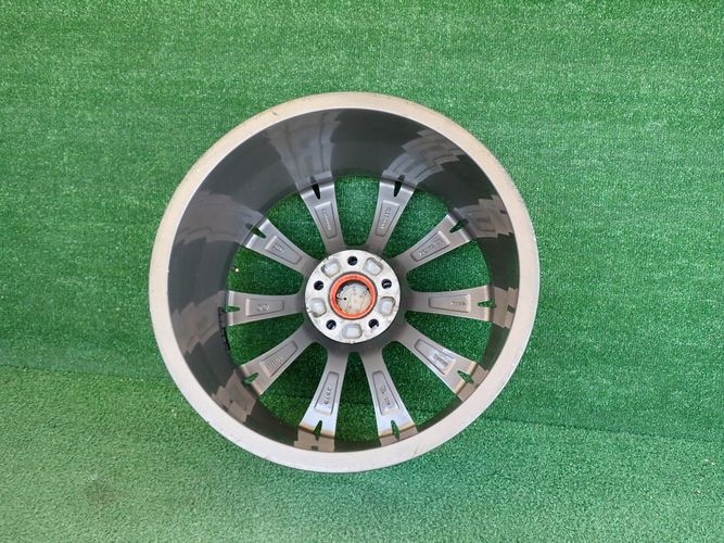 AUDI A8 S8 9Jx19 ET33 5×112 HLINIKOVY DISK ELEKTRON