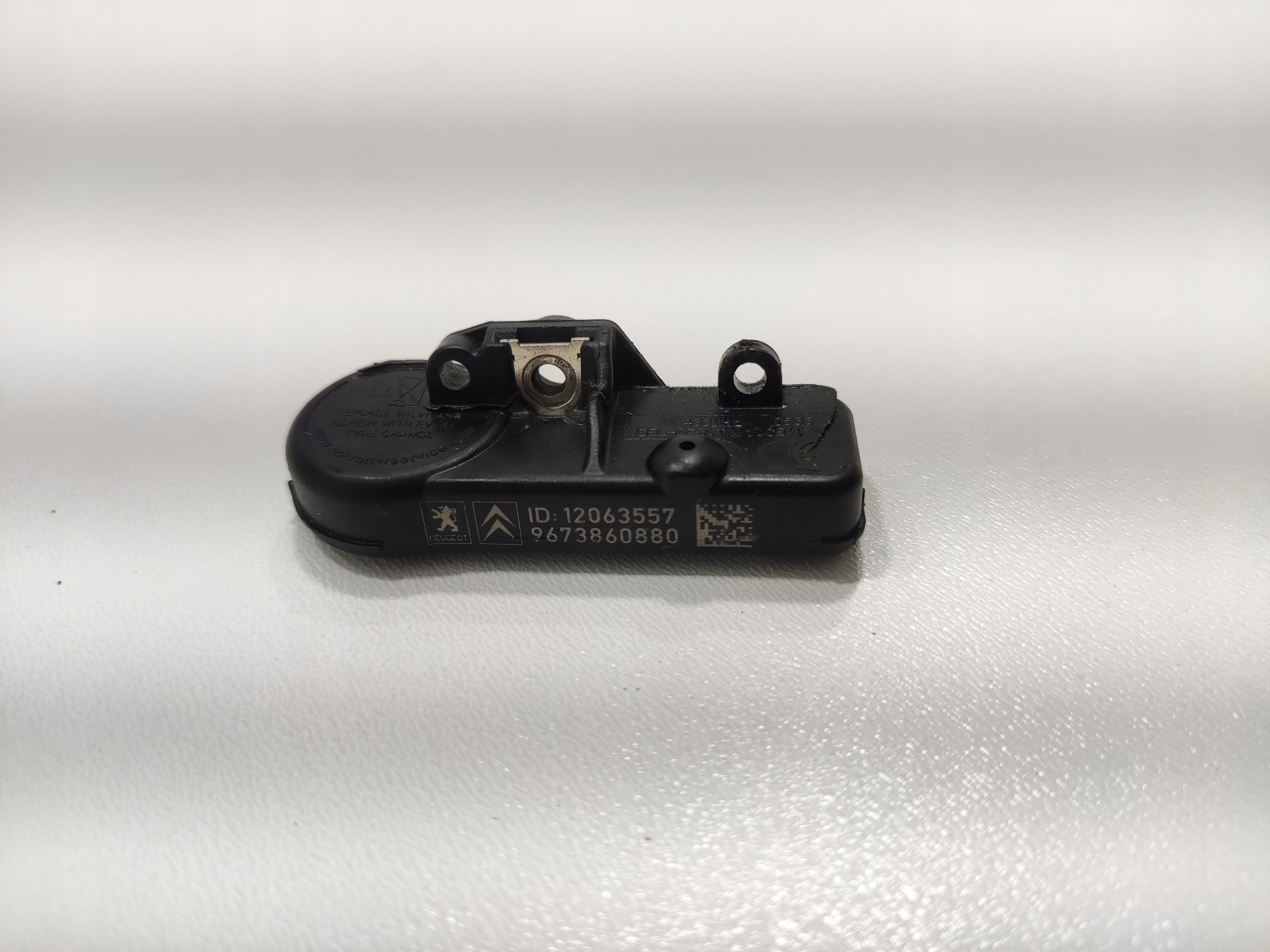 ČIDLO TLAKU PNEUMATIK TMPS PEUGEOT 3008 I 9673860880 2009-2016