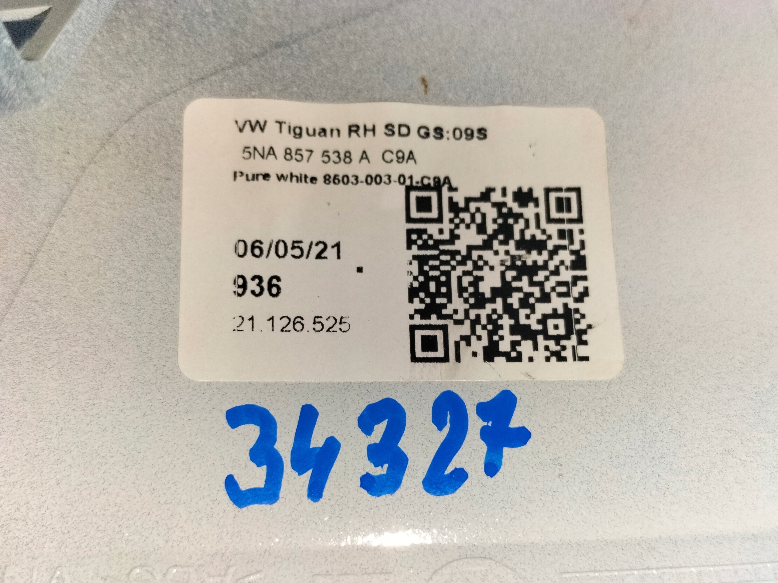 OBAL PRAVÉHO ZRKADLA VW TIGUAN II 16-