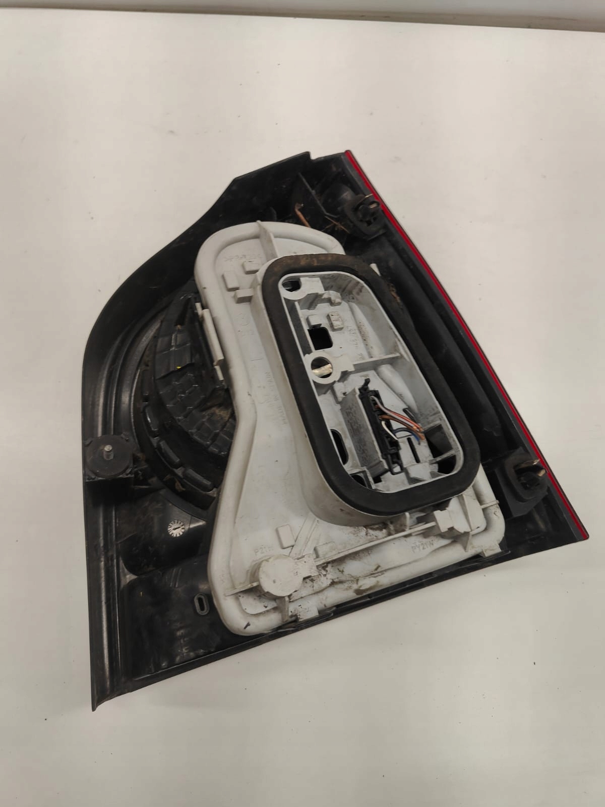 Volkswagen polo 9n lift 05-09 6Q6945095N LAVE ZADNE SVETLO