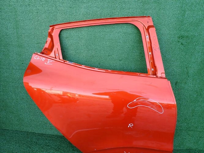 RENAULT CLIO V PRAVE ZADNE DVERE