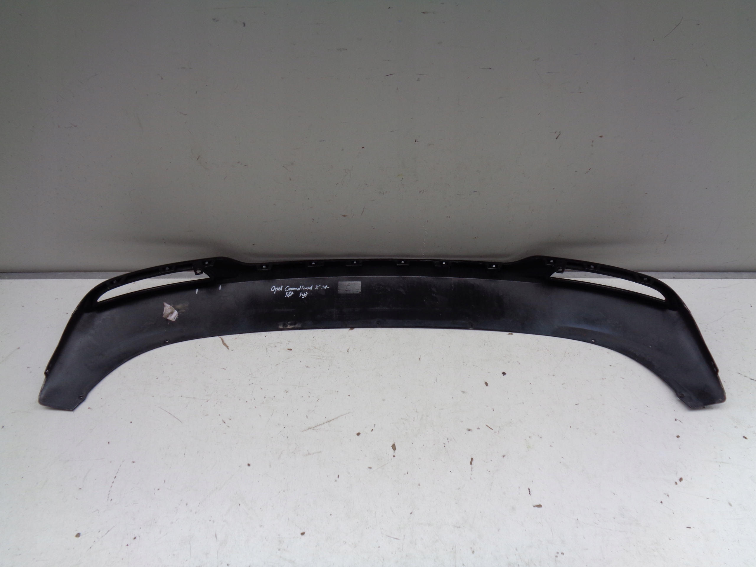 DRZIAK ZADNEHO NARAZNIKA LISTA SPOJLER OPEL GRANDLAND X 21- LIFT
