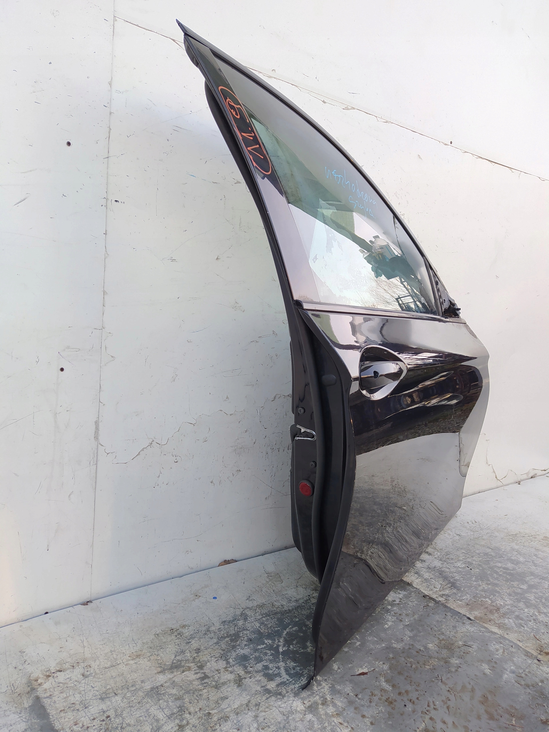 BMW 5 F10 F11 DVERE PREDNÉ PRAVÉ