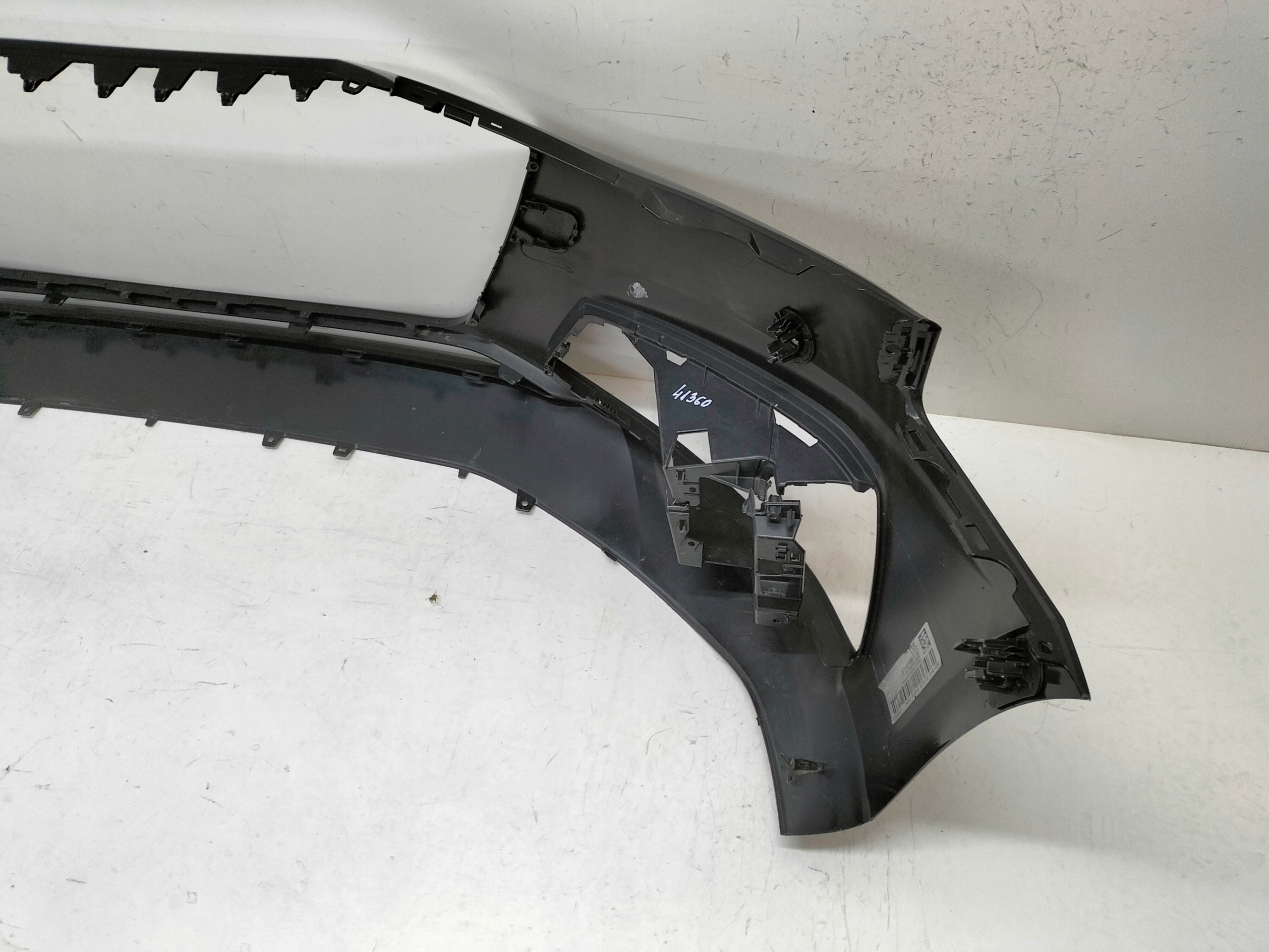 PREDNÝ NÁRAZNÍK AUDI A4 B9 LIFT 19-