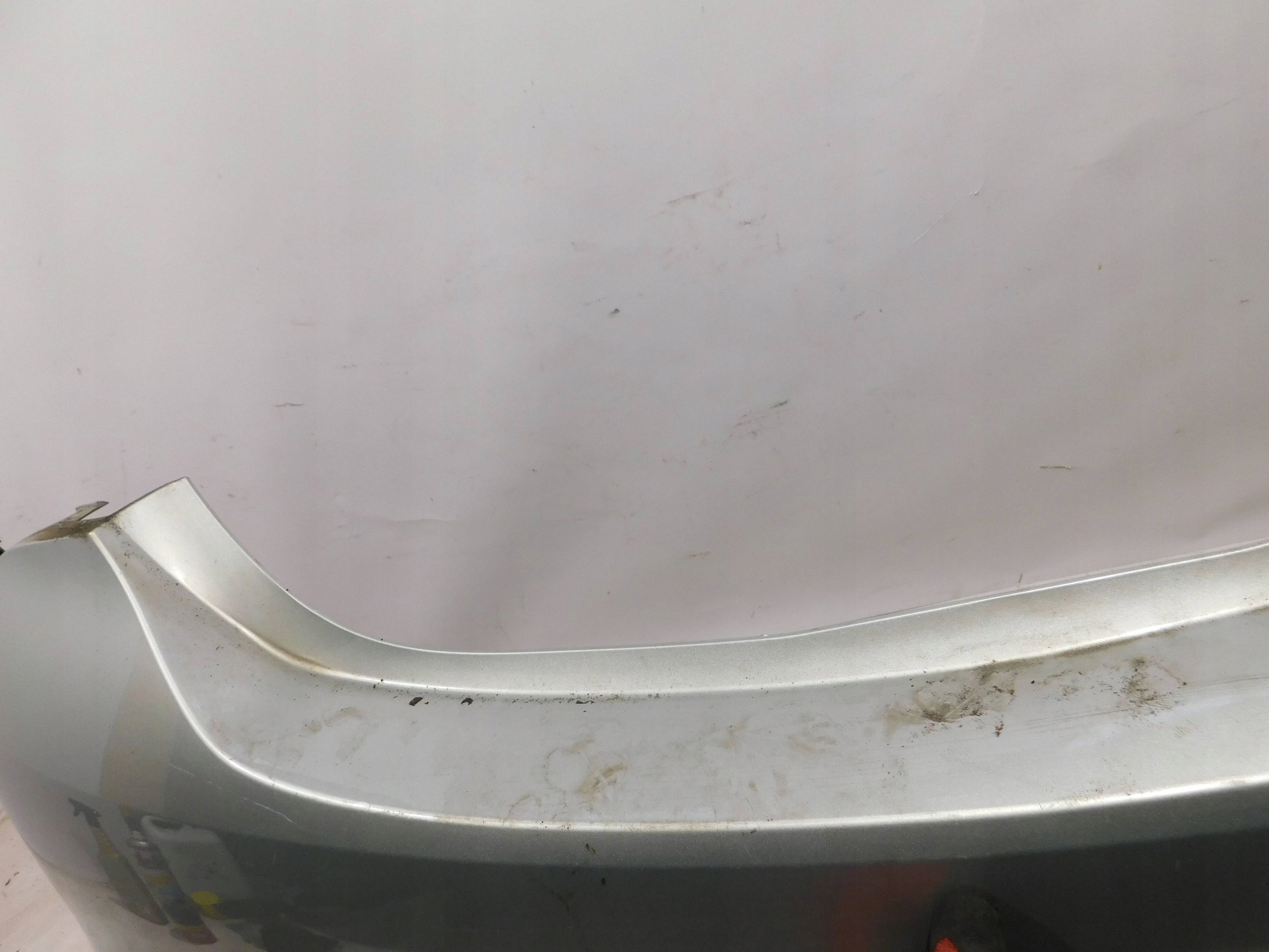 ZADNÝ NÁRAZNÍK OPEL CORSA E