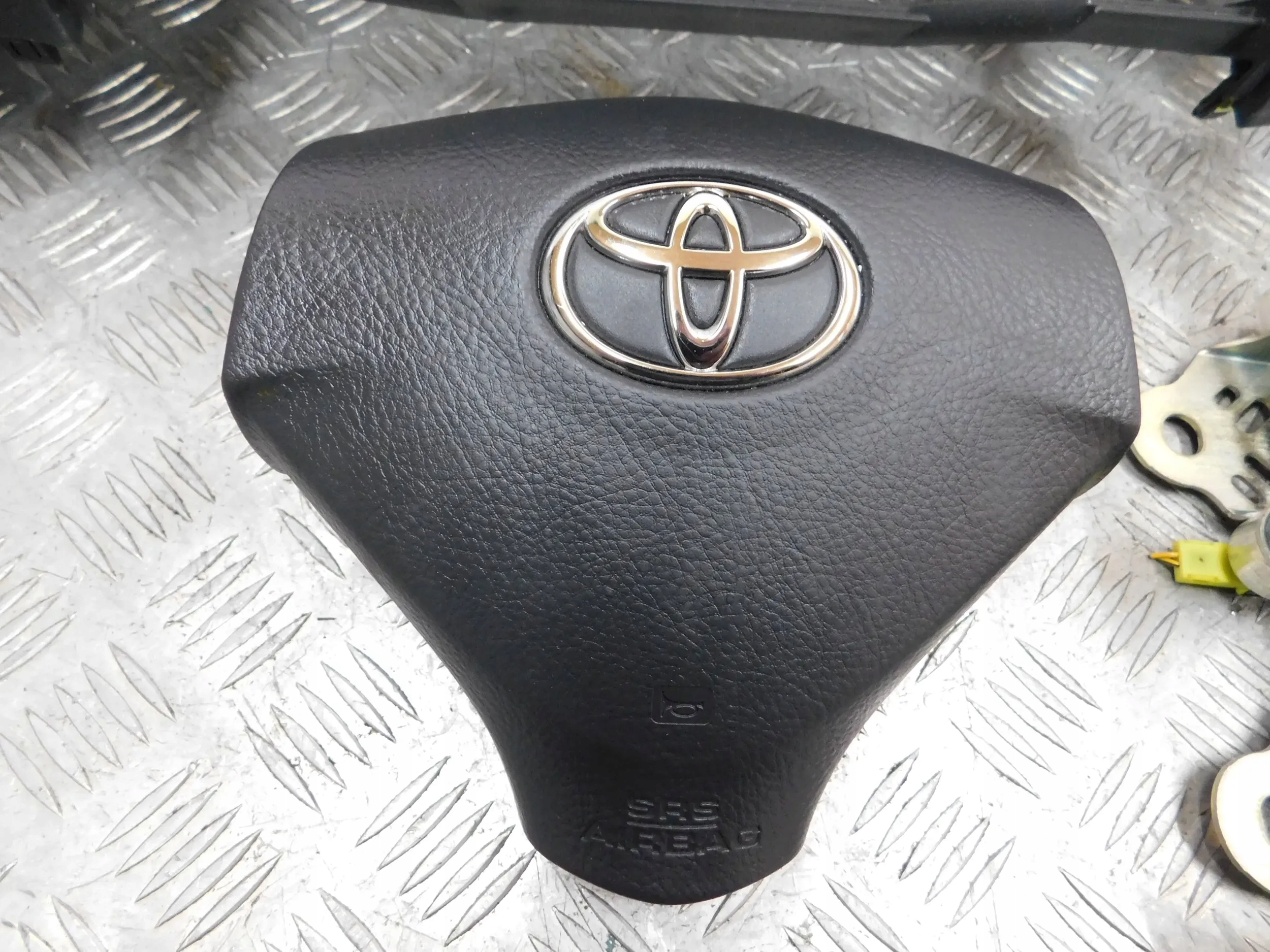 PRÍSTROJOVÁ DOSKA AIRBAG TOYOTA COROLLA VERSO 04-