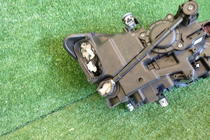 SEAT TARRACO FULL LED LAVE PREDNE SVETLO 5FJ941007E
