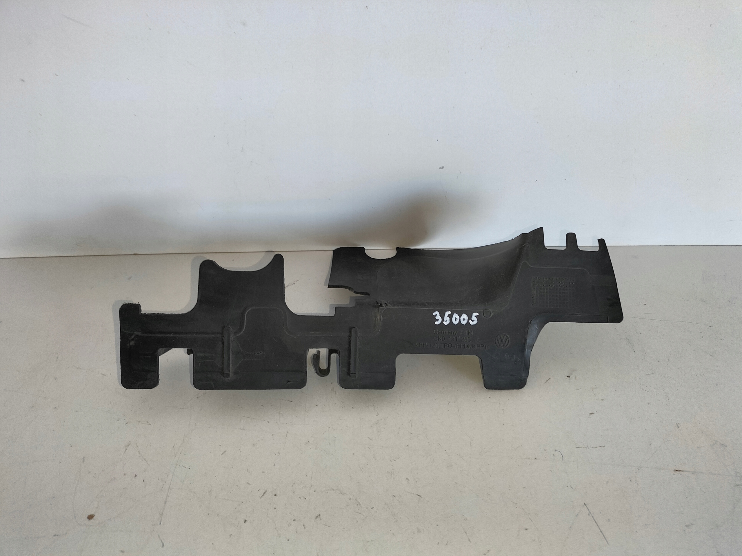 VOLANT NASAVANIE VZDUCHU LAVE VW GOLF 6 VI 08-