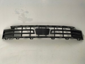 STREDOVÁ LIŠTA MRIEŽKA PREDNÉHO NÁRAZNÍKA BMW 1 F40 19- STREDOVÁ LIŠTA MRIEŽKA PREDNÉHO NÁRAZNÍKA BMW 1 F40 19-