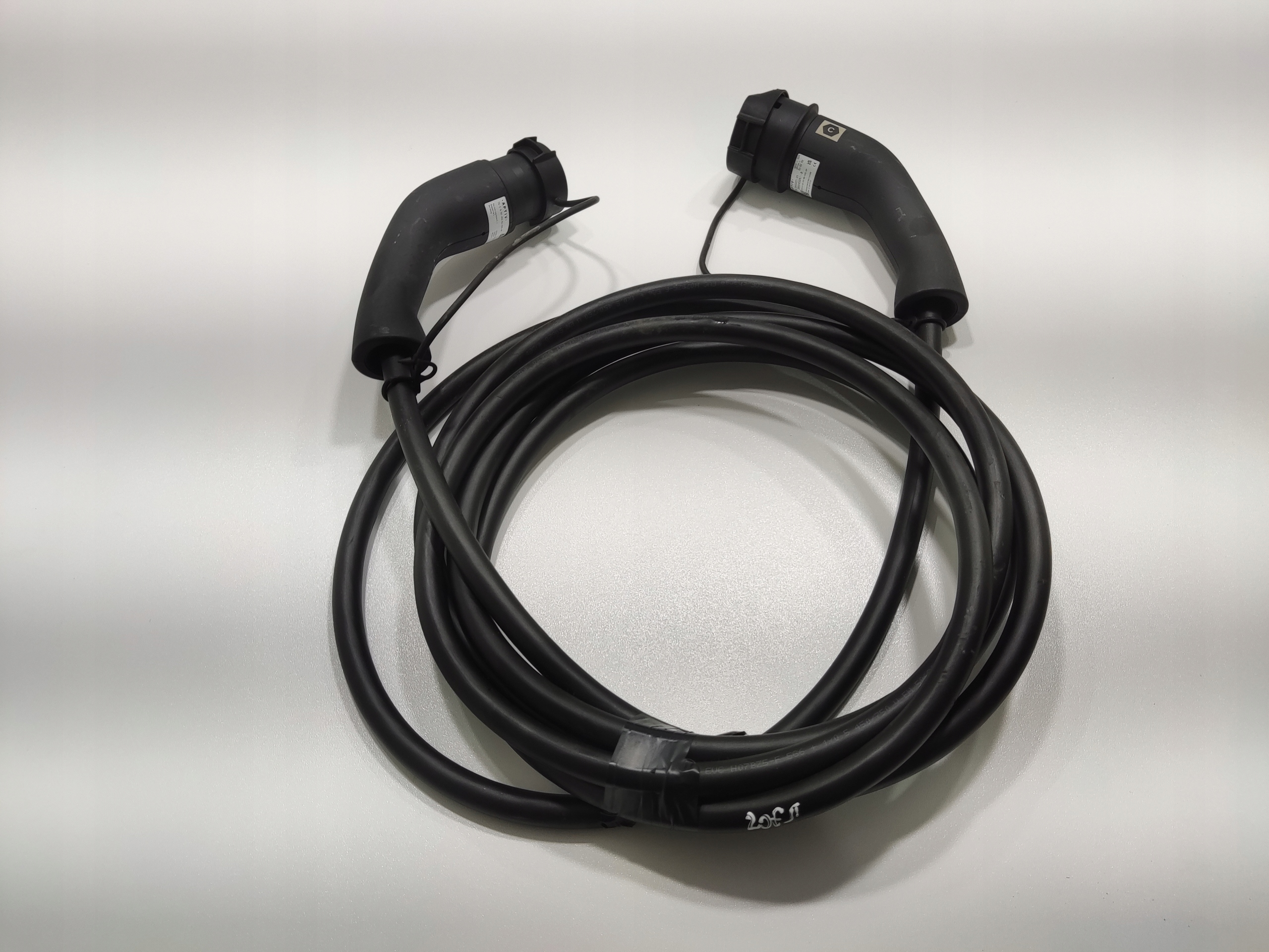 KABEL HADICA ŁADOWARKA ZOE II 296904592R 32A 2019-2024