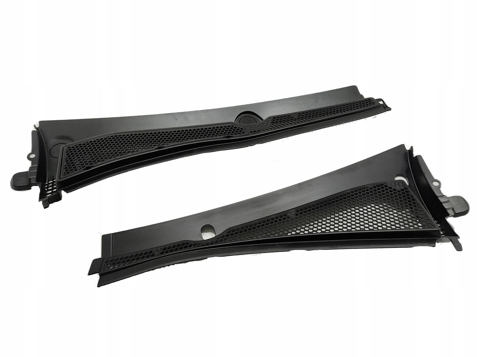 TORPÉDO, PLAST POD STIERAČE – ĽAVÉ PRAVÉ PEUGEOT 2008 I 9673303277 9673303080 2013-2019