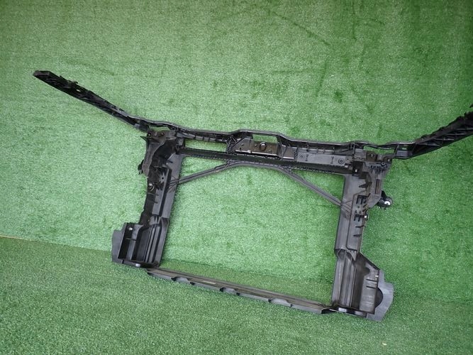 AUDI A1 8XA LIFT 14- PREDNÉ PÁS  8XA805588