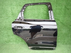 AUDI Q3 18- PRAVE ZADNE DVERE AUDI Q3 18- PRAVE ZADNE DVERE