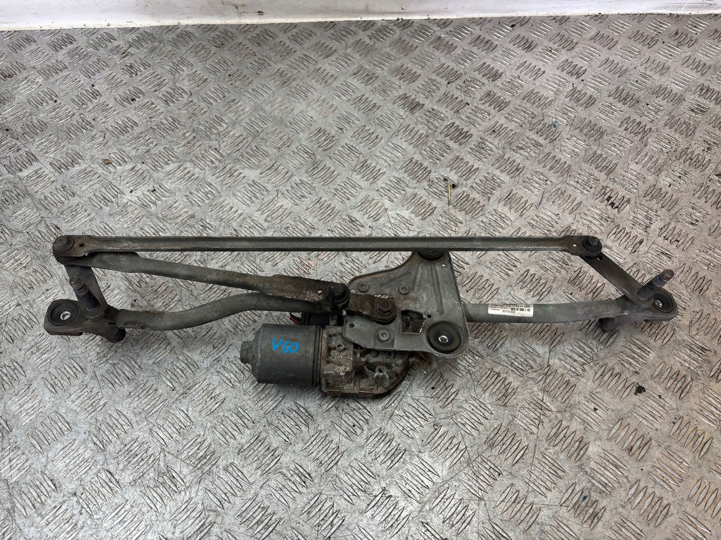 MECHANIZMUS STIERACOV  VOLVO V60 10-