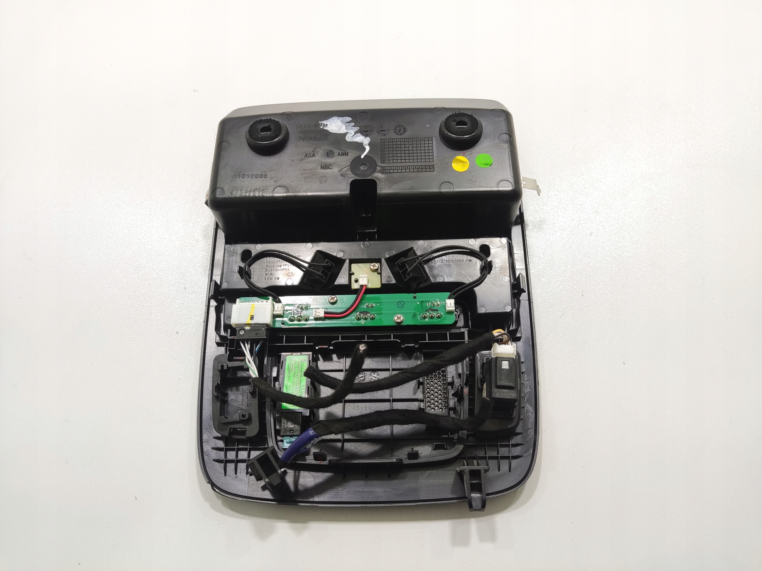 OSVETLENIE INTERIERU STROPNICE  MG4 MG 4 2022-2025 11144894