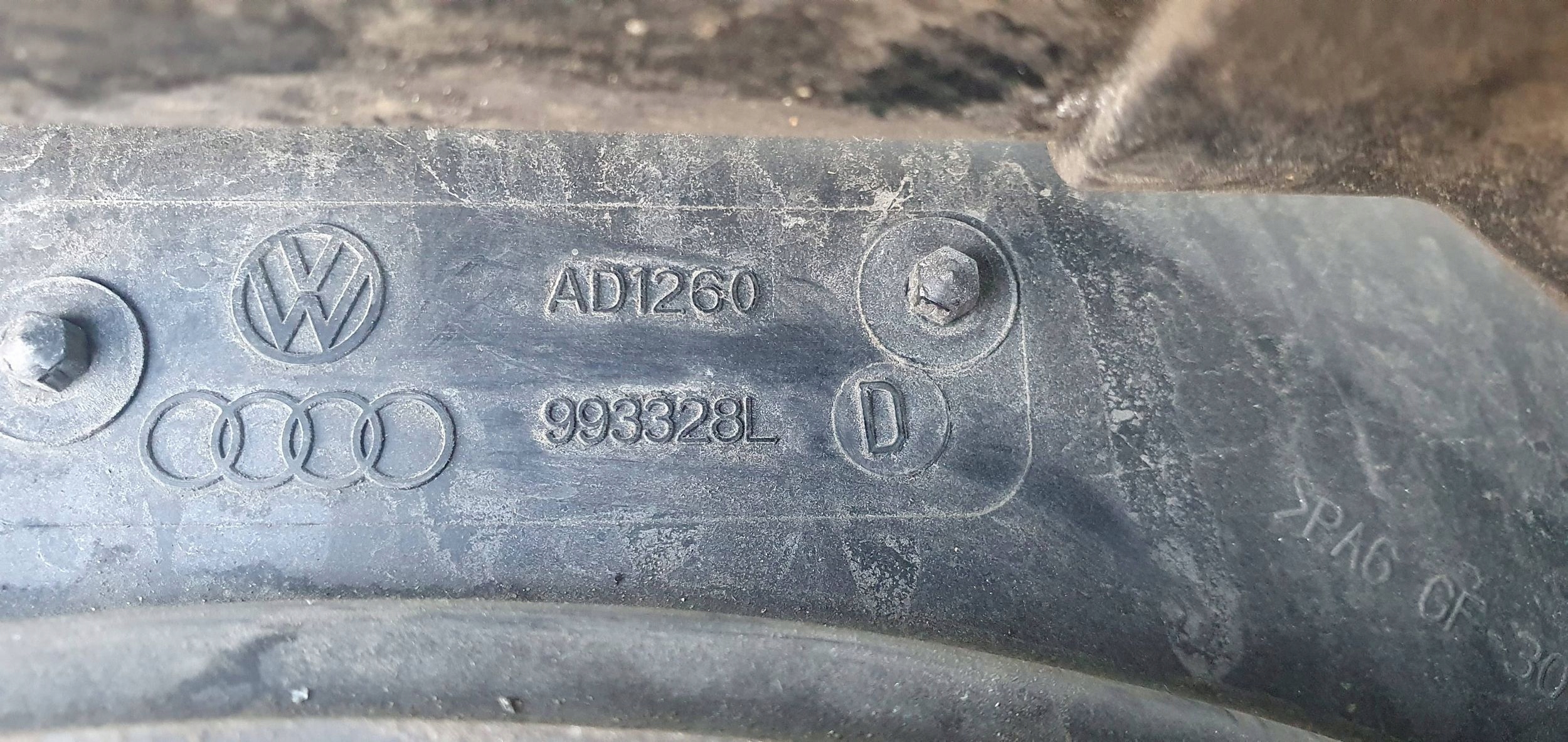 Audi A4 B8 8K lift 012- 2.0 tdi manual PREDNE CELO
