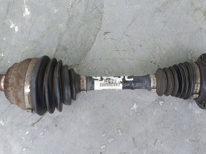 Audi Q7 4L 3.0 TDI 7L0407271E LAVA POLOOS PREDNÁ Audi Q7 4L 3.0 TDI 7L0407271E LAVA POLOOS PREDNÁ