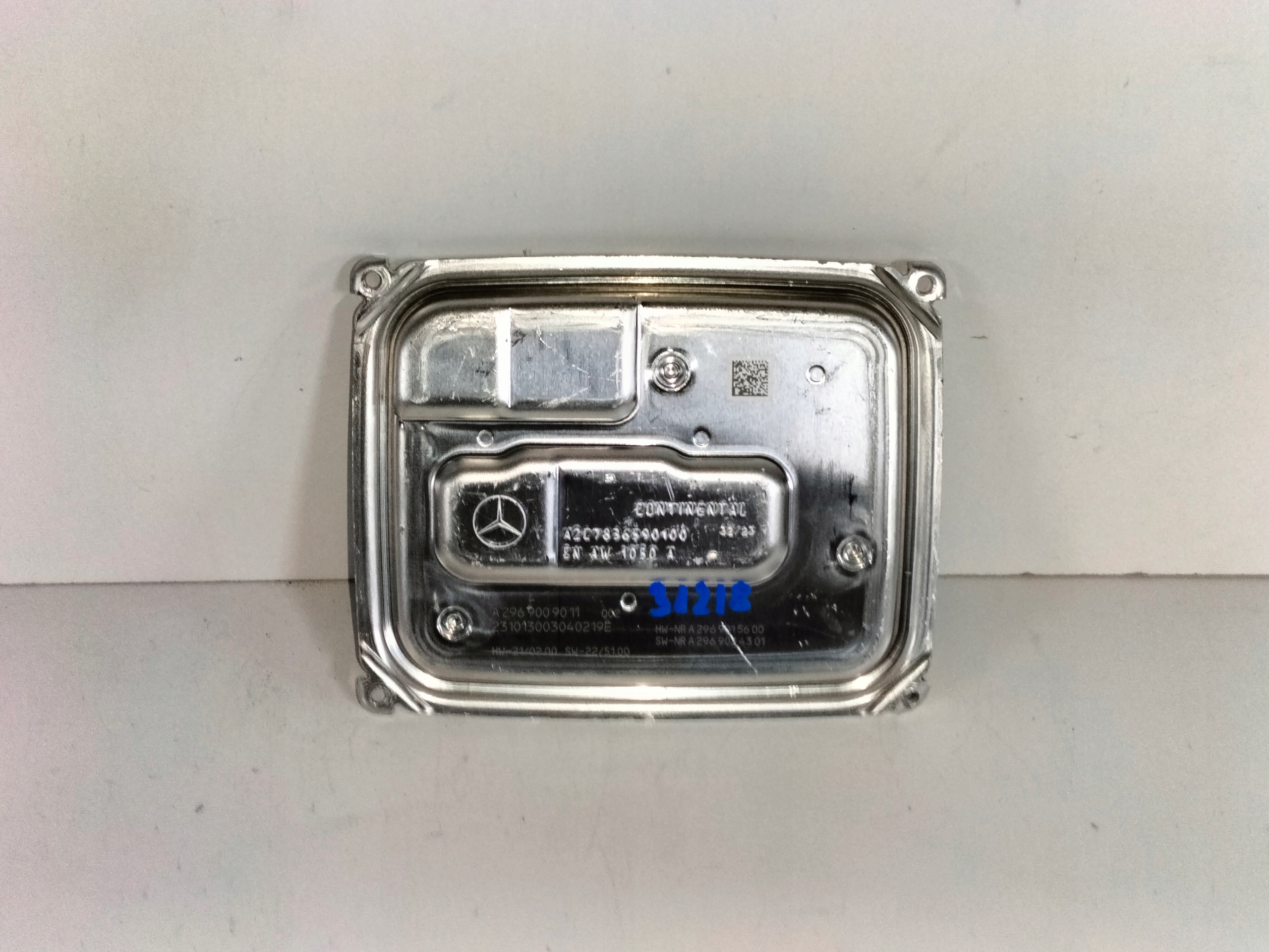 MENIČ NAPÄTIA MODUL LED MERCEDES A2969009011