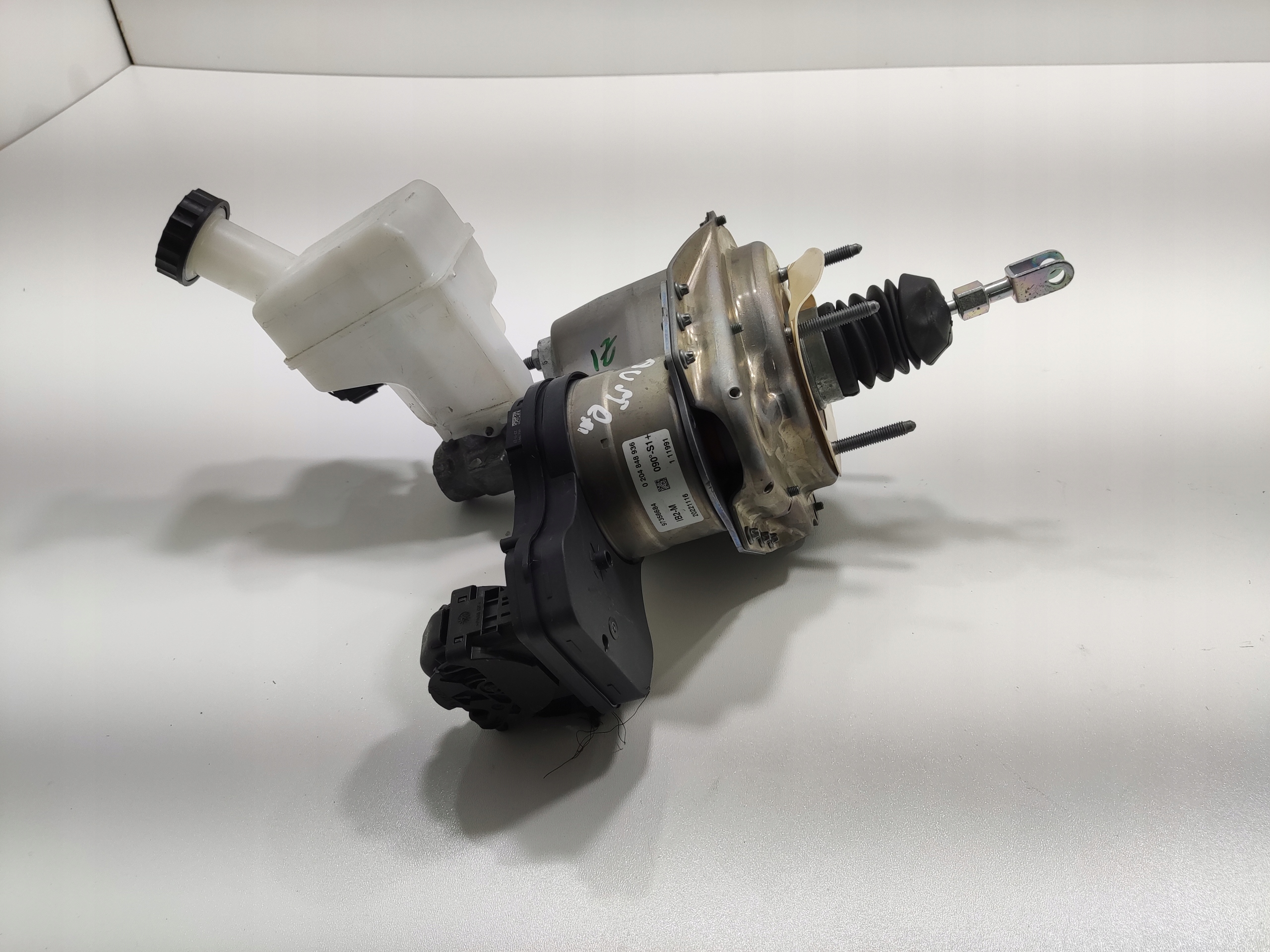 SERVO BRZDOVÉ ČERPADLO RENAULT AUSTRAL 1.2 E-TECH 2022-2025 0204848936