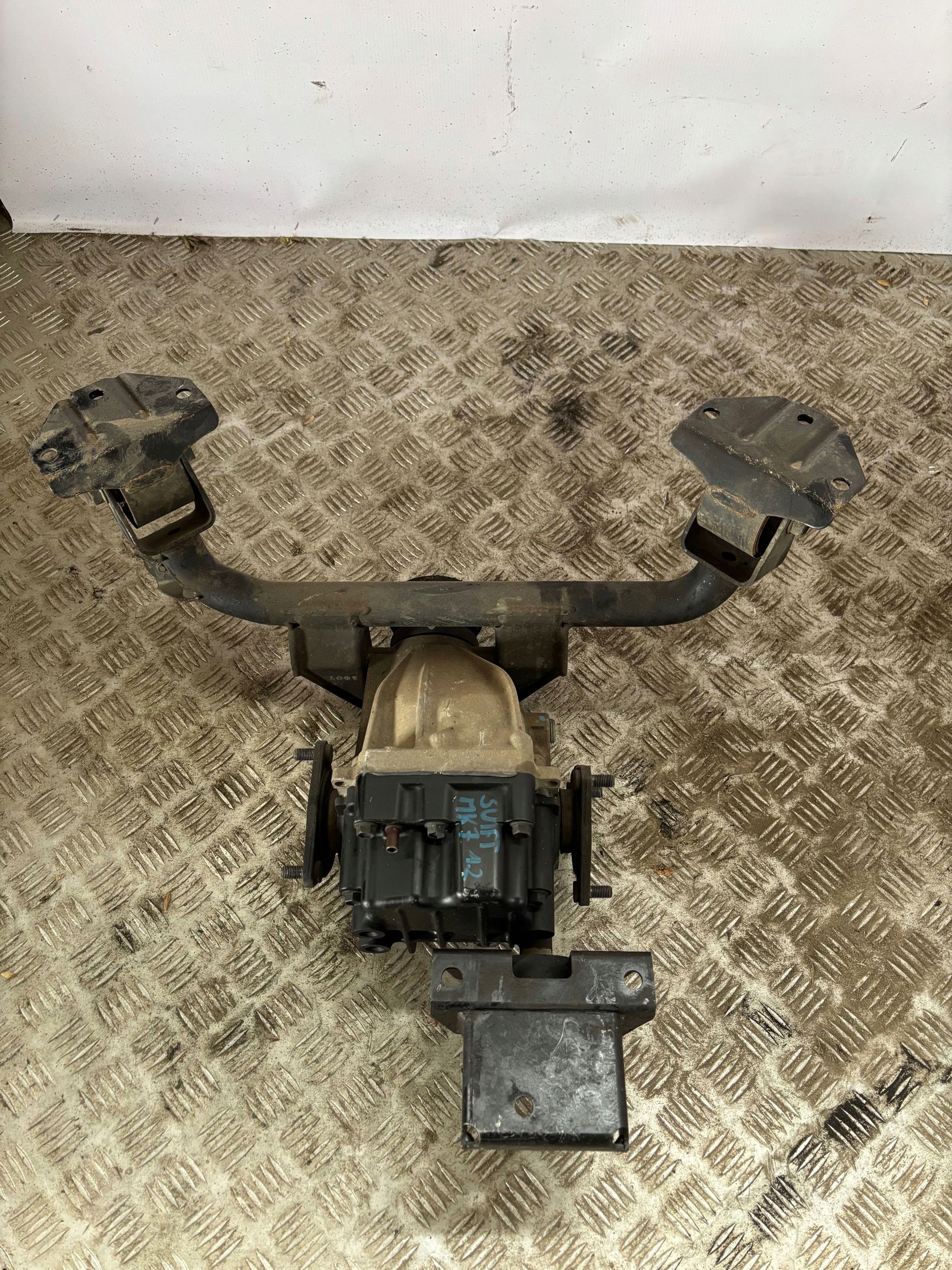 ZADNÝ DIFERENCIAL SUZUKI SWIFT 1.2 MK7 10-
