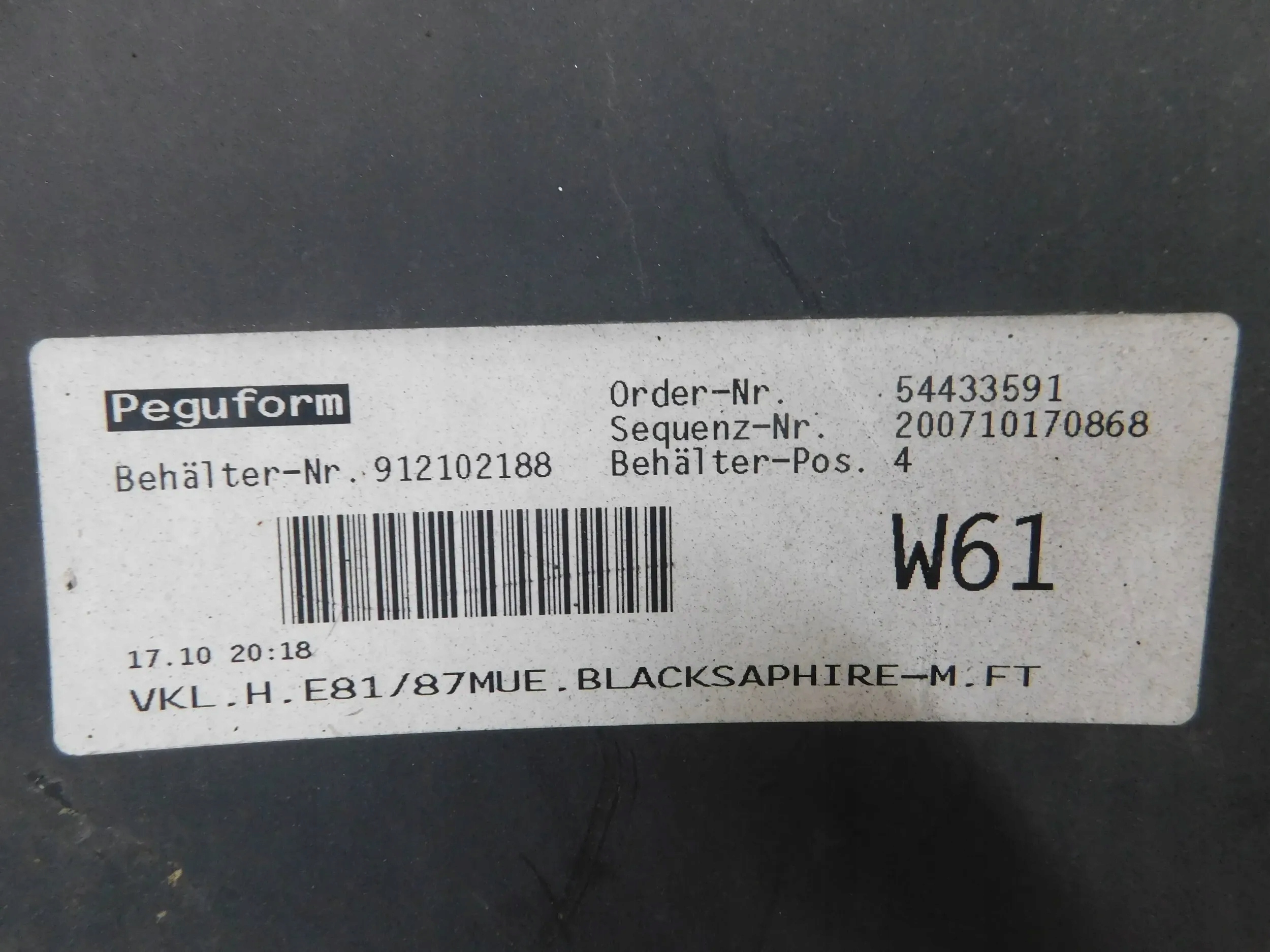 ZADNÝ NÁRAZNÍK BMW 1 E87