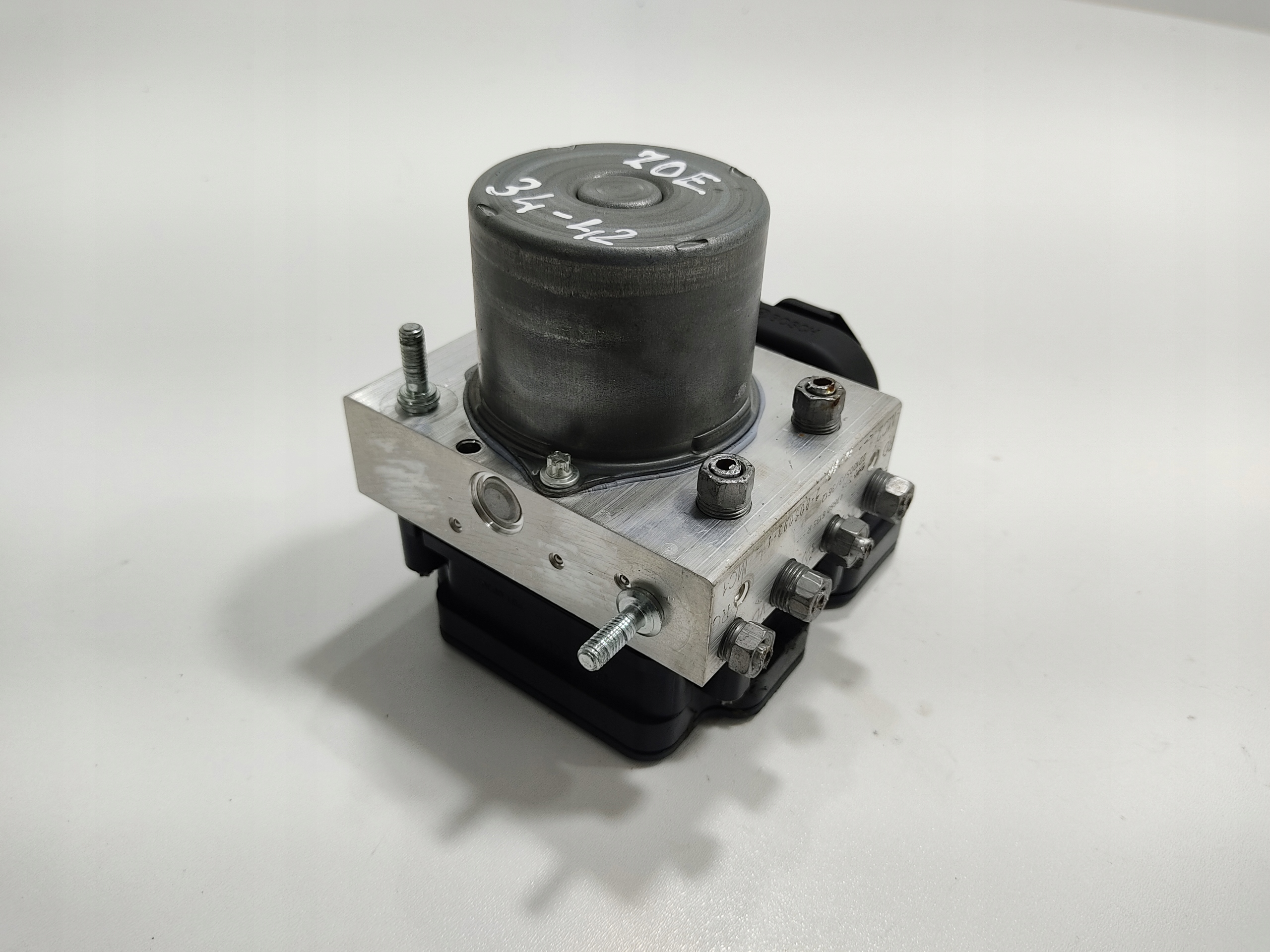 RIADIACA JEDNOTKA KOCKA ABS RENAULT ZOE II 476608195R 2019-2024 LIFT