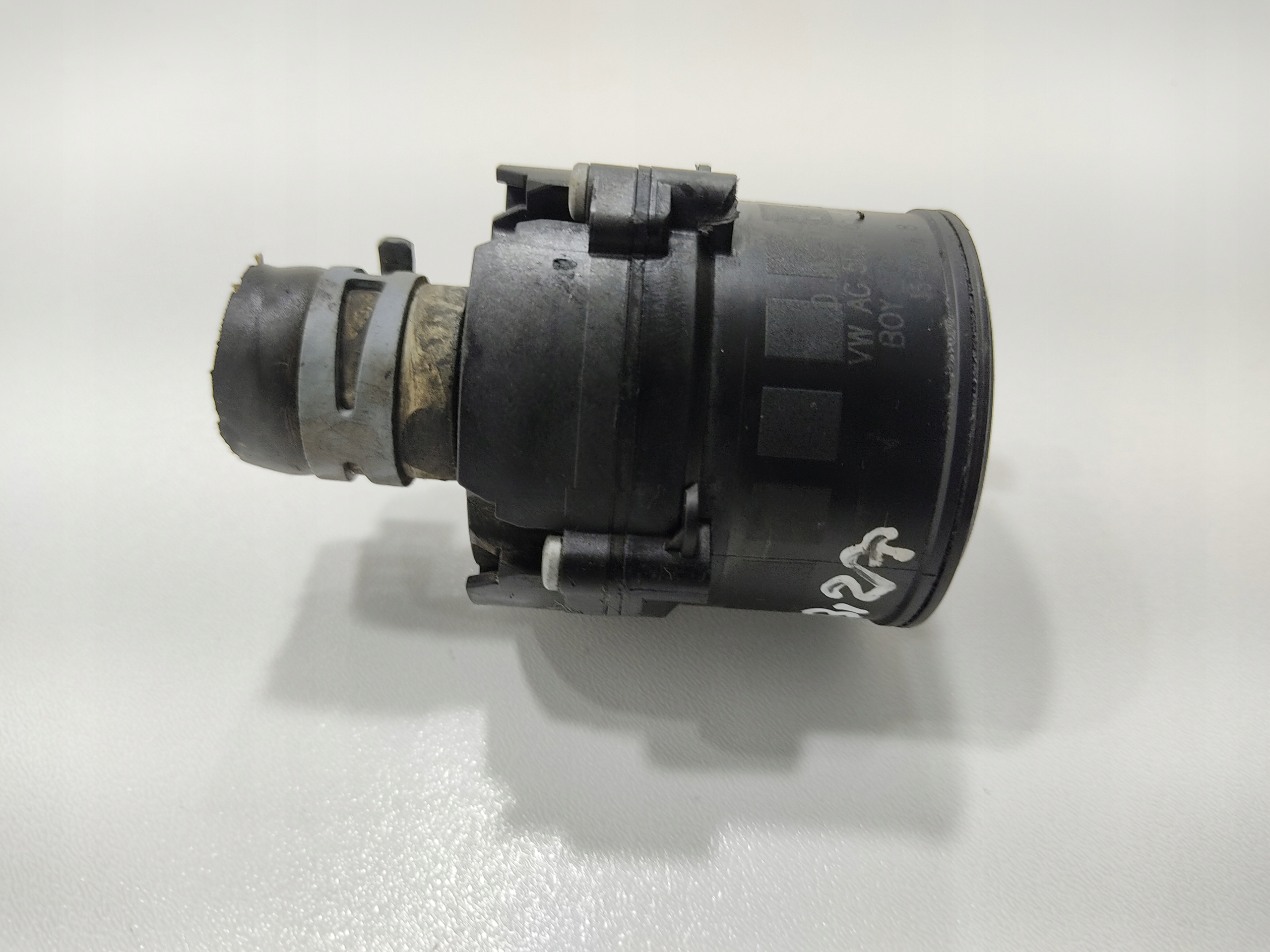 POMOCNÁ VODNÁ PUMPA IBIZA IV 1.4 TDI 5C0965561