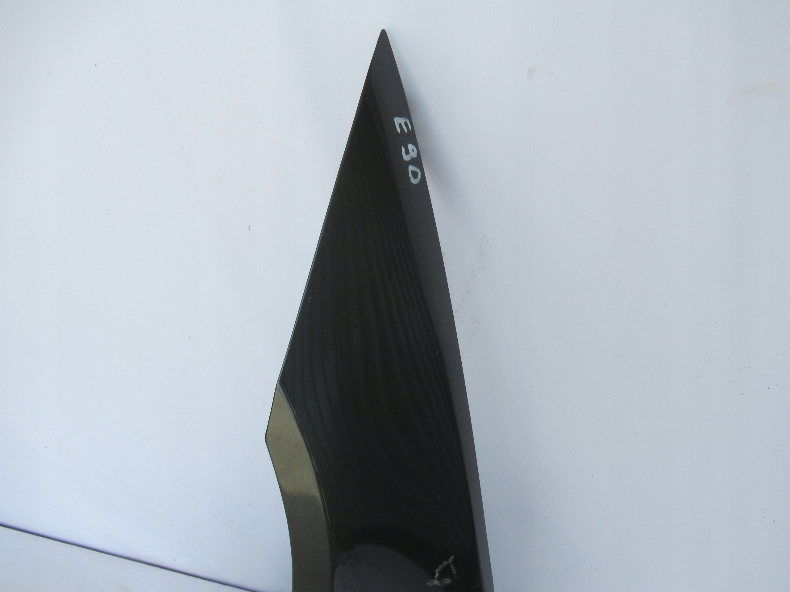 ĽAVÝ PREDNÝ BLATNÍK BMW 3 E90 E91