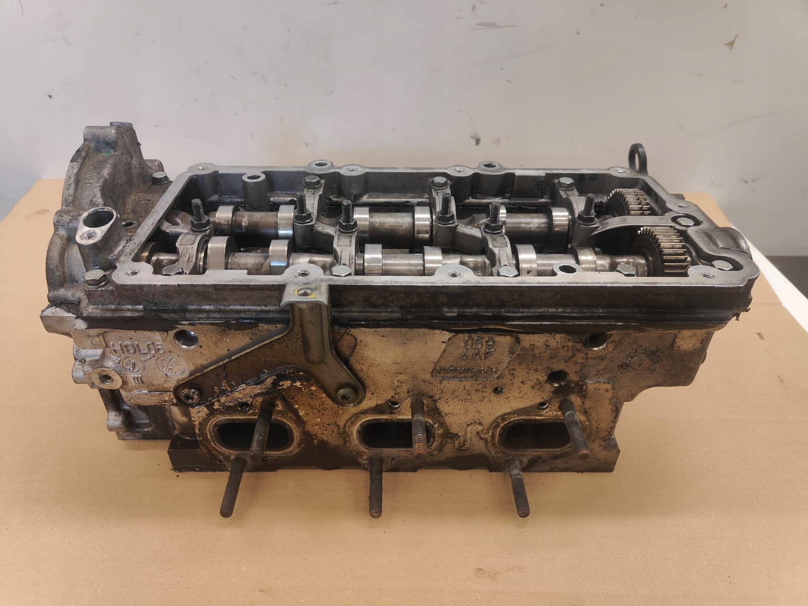 Audi 2.7 tdi 3.0 tdi HLAVA MOTORA 0593AF